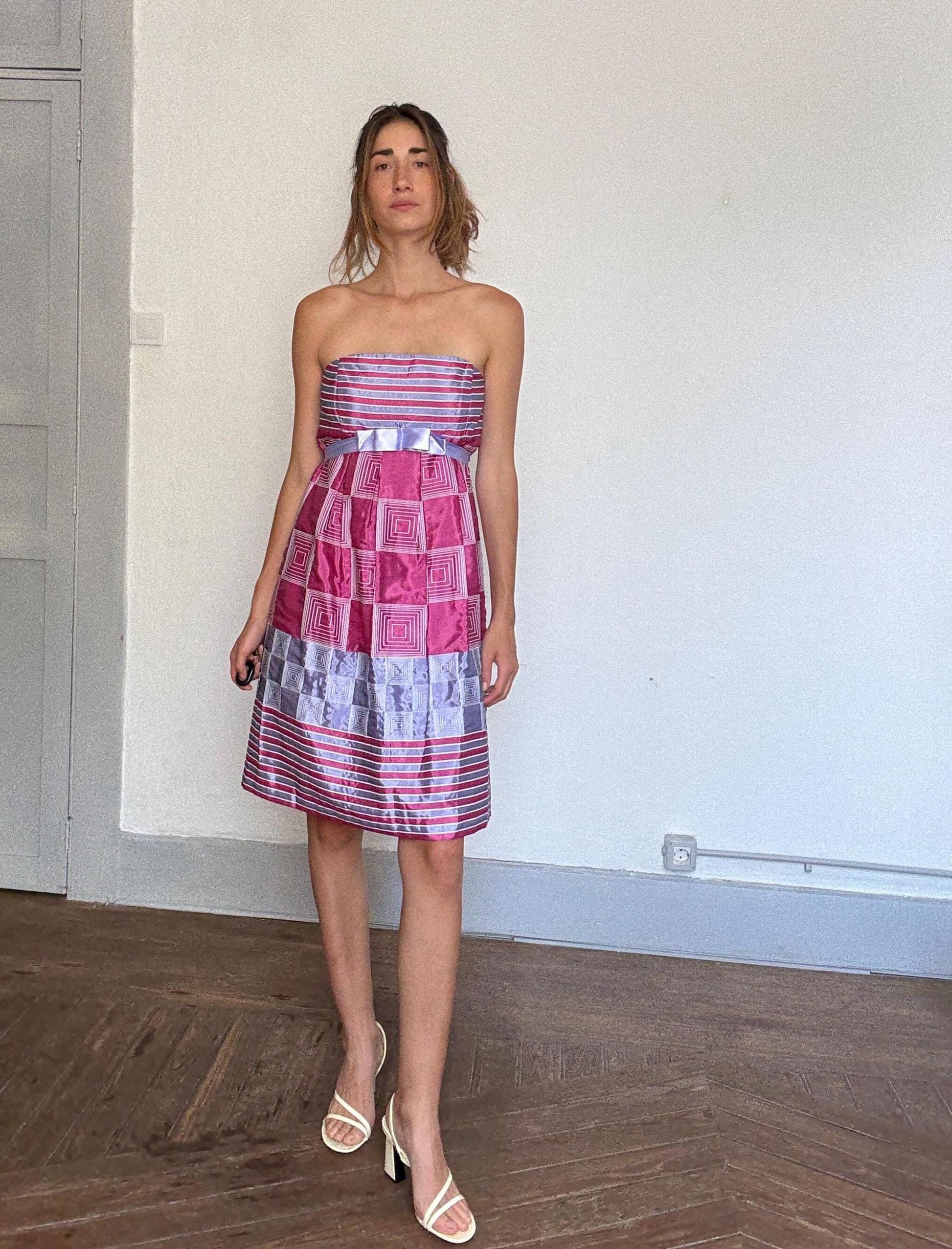 Vintage Strapless Party Dress – Geometric Pink & Lilac Bow Dress – Made in Spain – Size L/XL – Statement Occasion Look