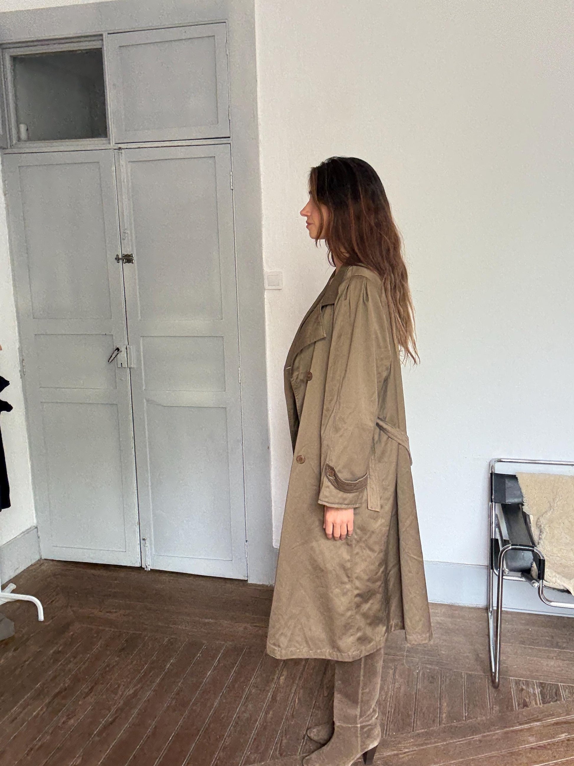 UNISEX Vintage Oversized Trench Coat – Long Brown Classic – Minimalist Fall Layer – Size M/L