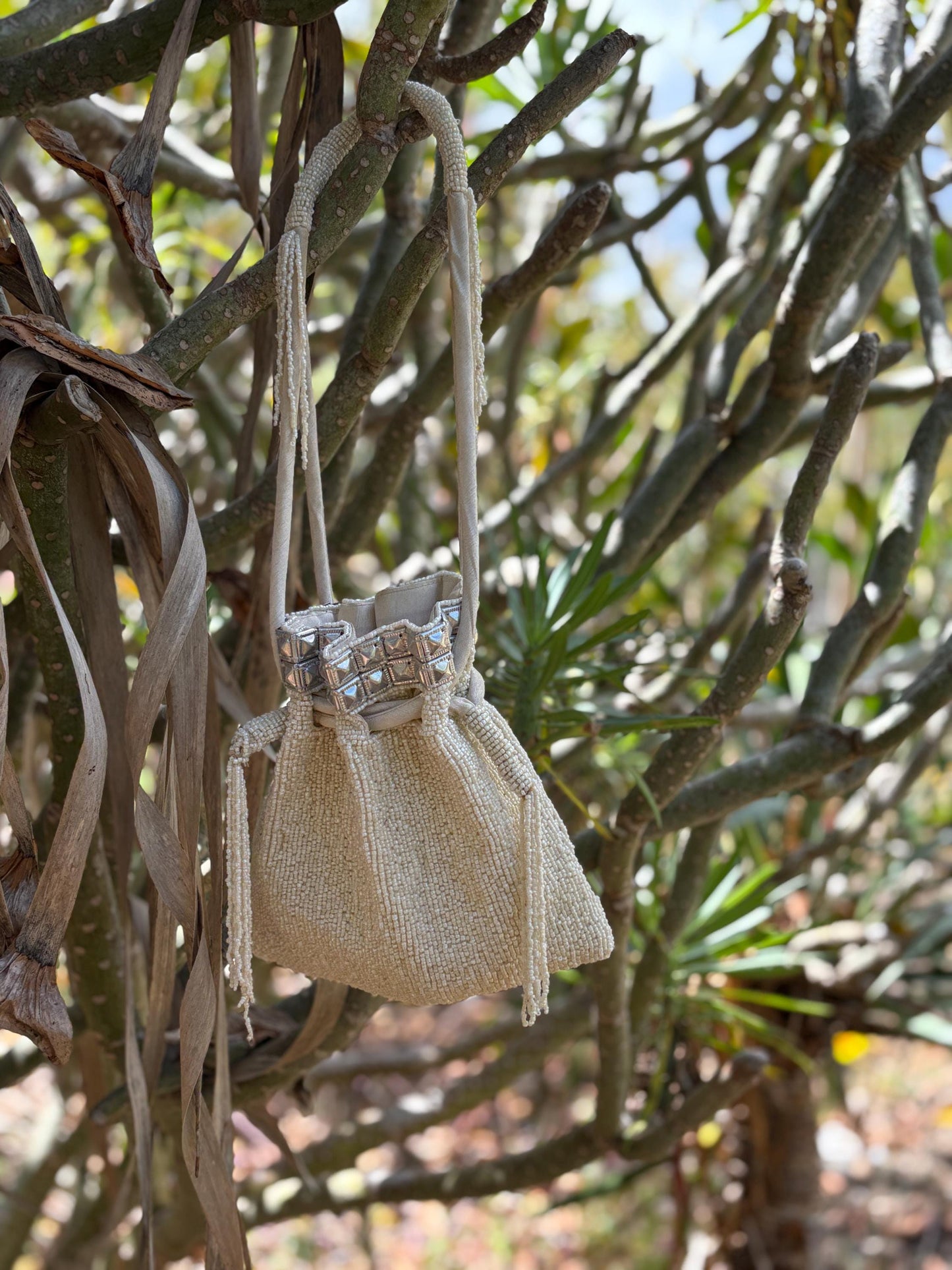 Vintage ivory beaded evening bag with sequin details and tassels – romantic 1920s-inspired drawstring pouch purse