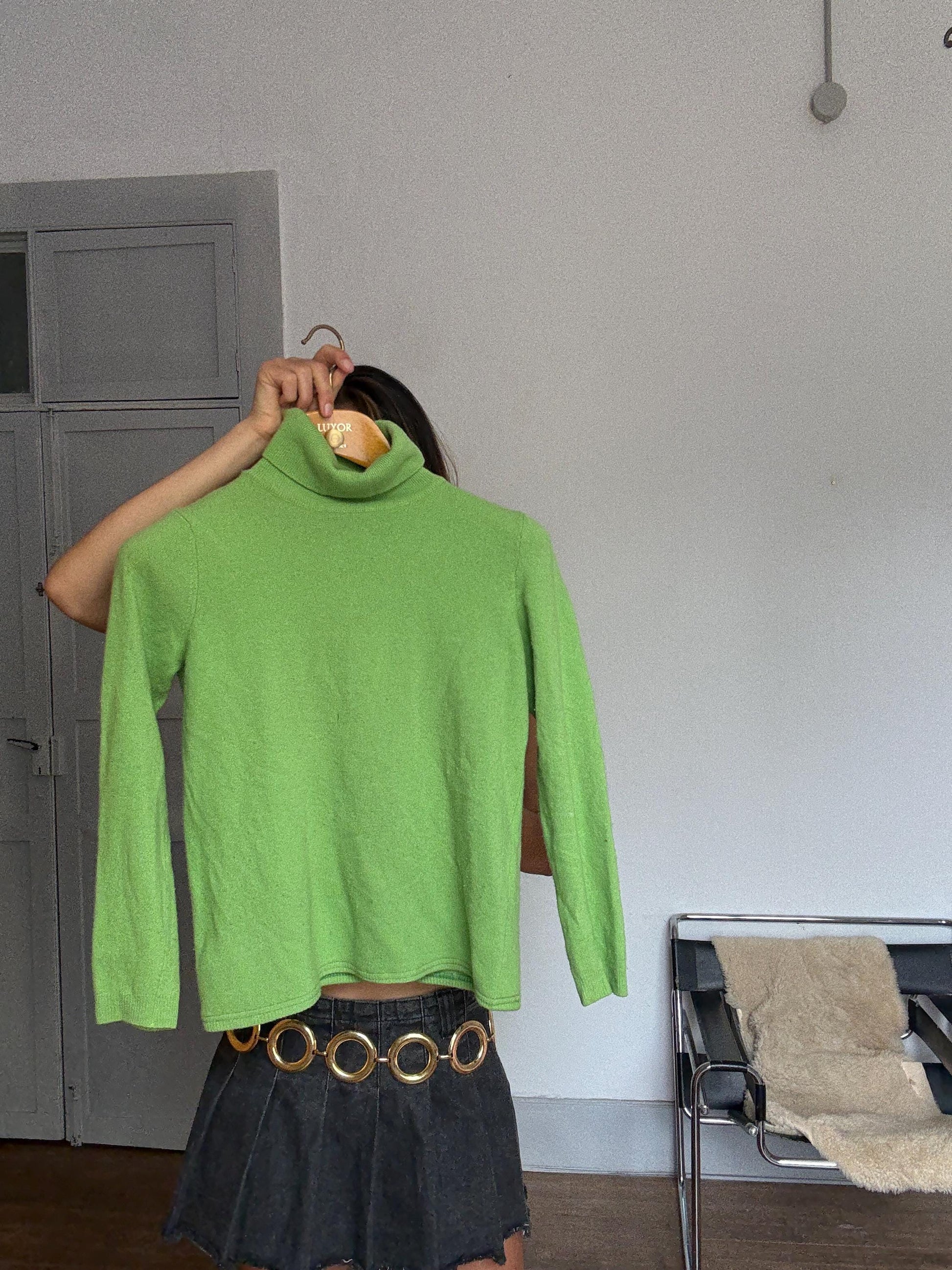 Vintage Green Merino Wool Turtleneck Sweater – United Colors of Benetton Y2K Cozy Knit Jumper Sustainable fashion