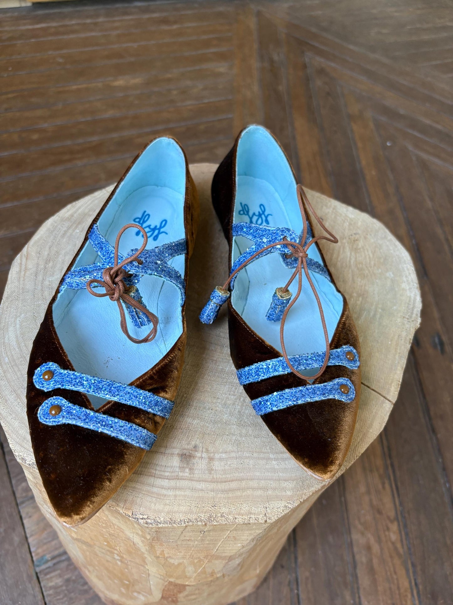 Glittery velvet flats, size 41, made in Spain, Brown & blue party shoes by DLYF – magical statement pair!