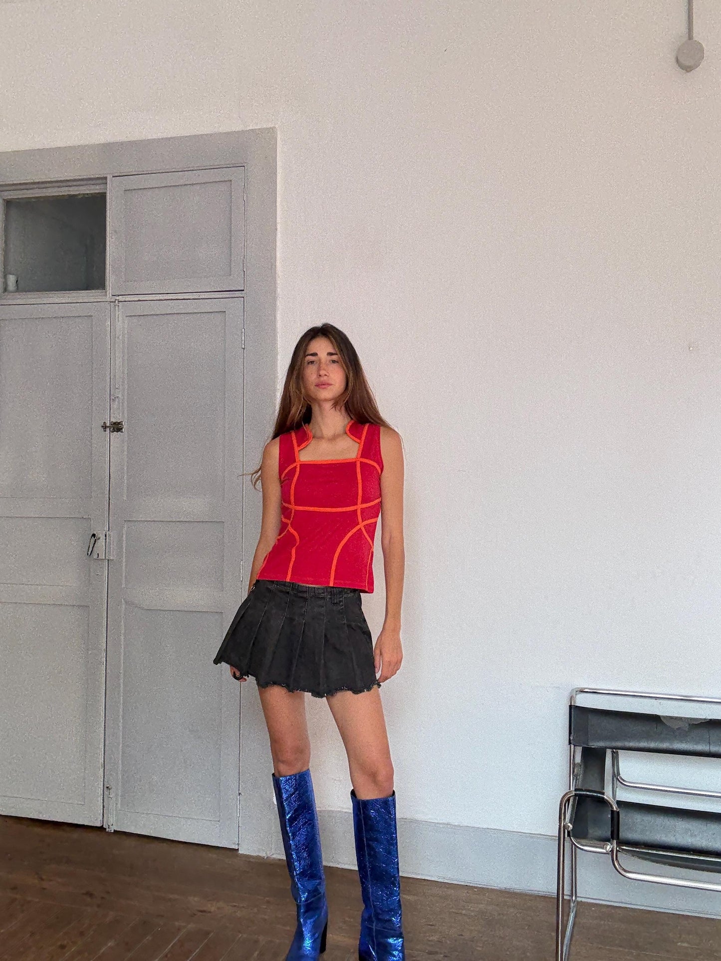 Y2K Vintage Futuristic Panel Top – Cyber Tank with Contrast Stitch – Spacecore Club Kid Aesthetic – Christina Milian Style, Size L