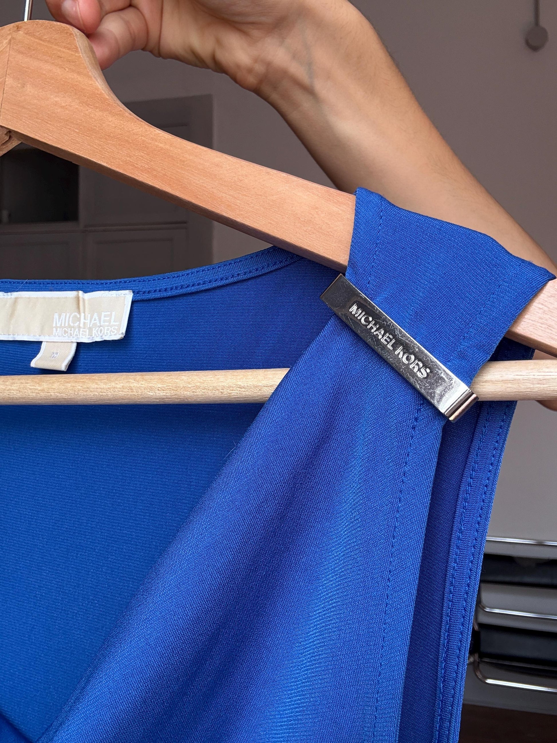 Elegant Michael Kors Draped Blue Camisole – Secondhand Designer Top – Size M