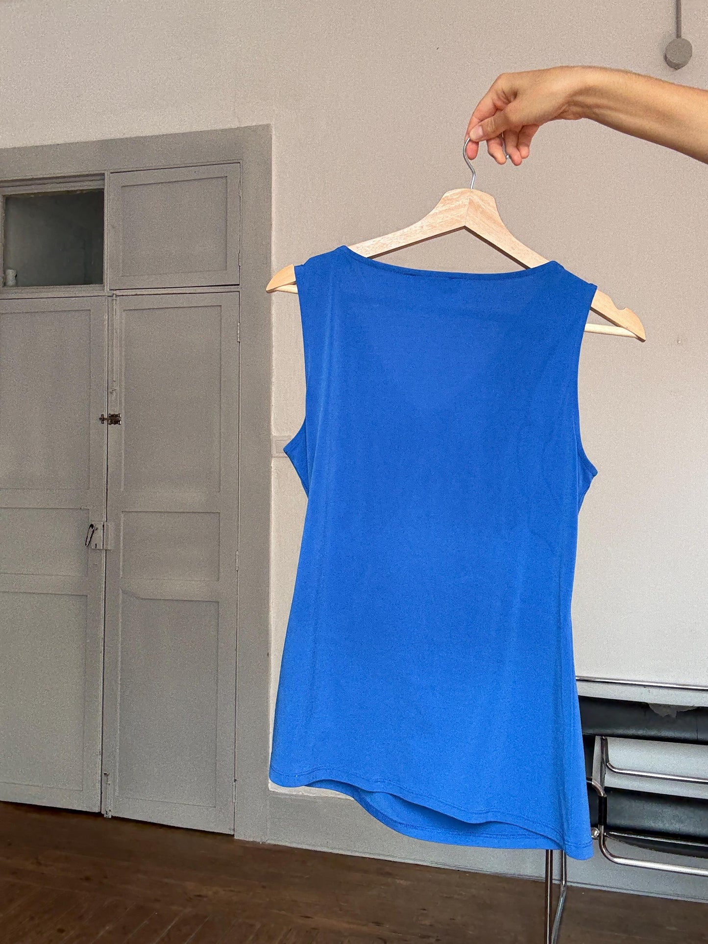 Elegant Michael Kors Draped Blue Camisole – Secondhand Designer Top – Size M