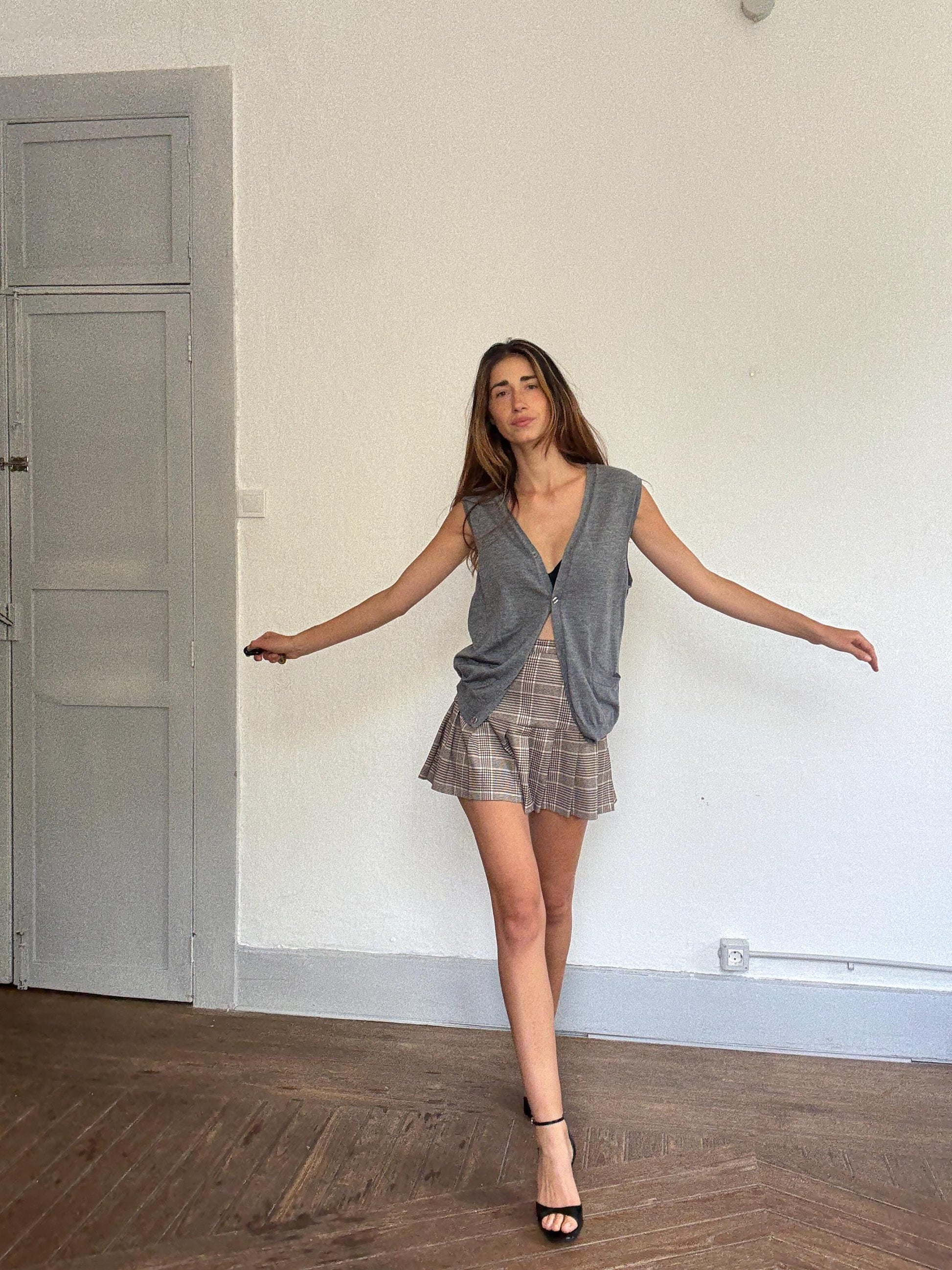 Vintage Merino Wool Knit Vest by Emidio Tucci – Soft Gray Sleeveless Cardi, Academia Layer, One Button, Fits M, Rachel Green Style