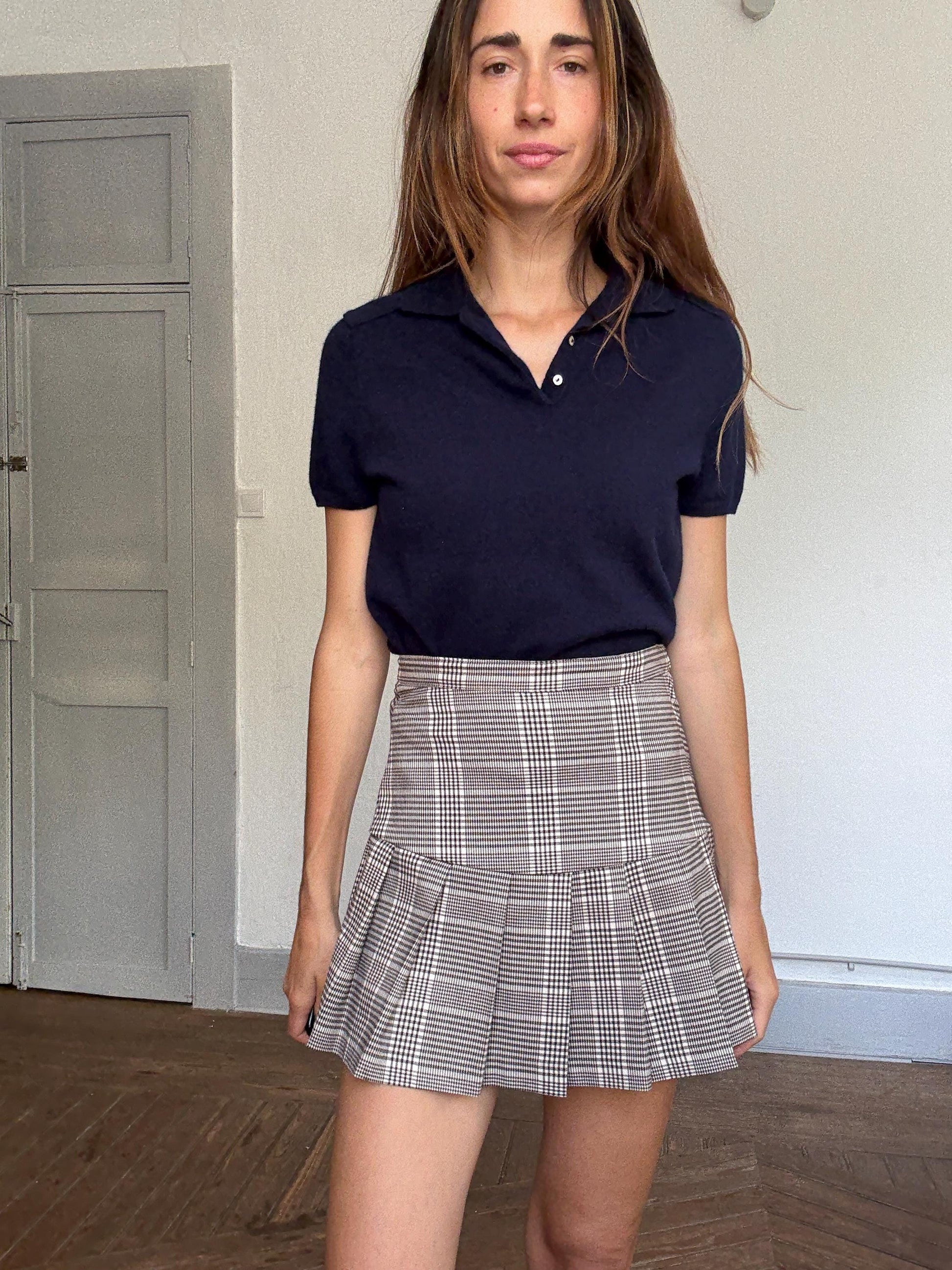 Shrunken navy wool polo shirt – preppy academia fit, soft knit, fitted vintage tee style