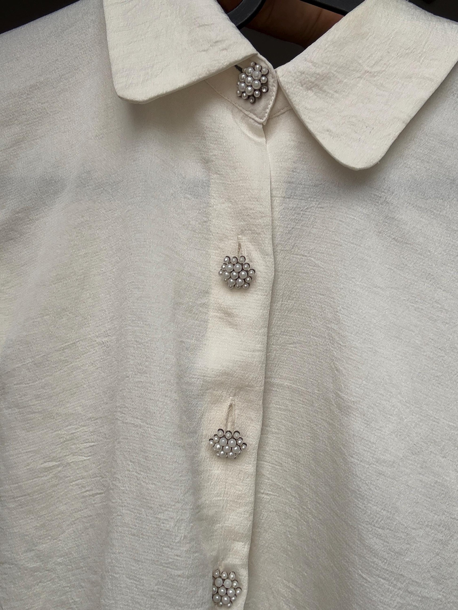 Romantic vintage-style ivory blouse with pearl buttons – sheer soft fabric, bow tie collar, Blair Waldorf vibes
