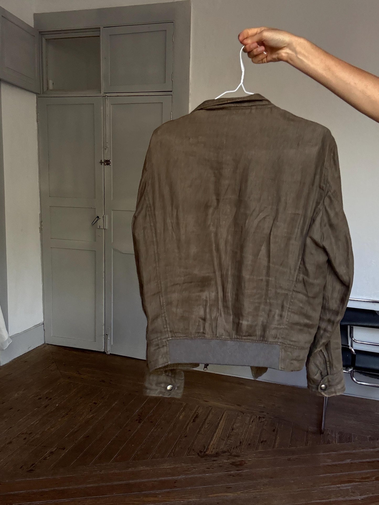 Luxe Massimo Dutti ( Originally Men's ) Green Linen Jacket – Effortless Unisex Parisian Style fashion (M)