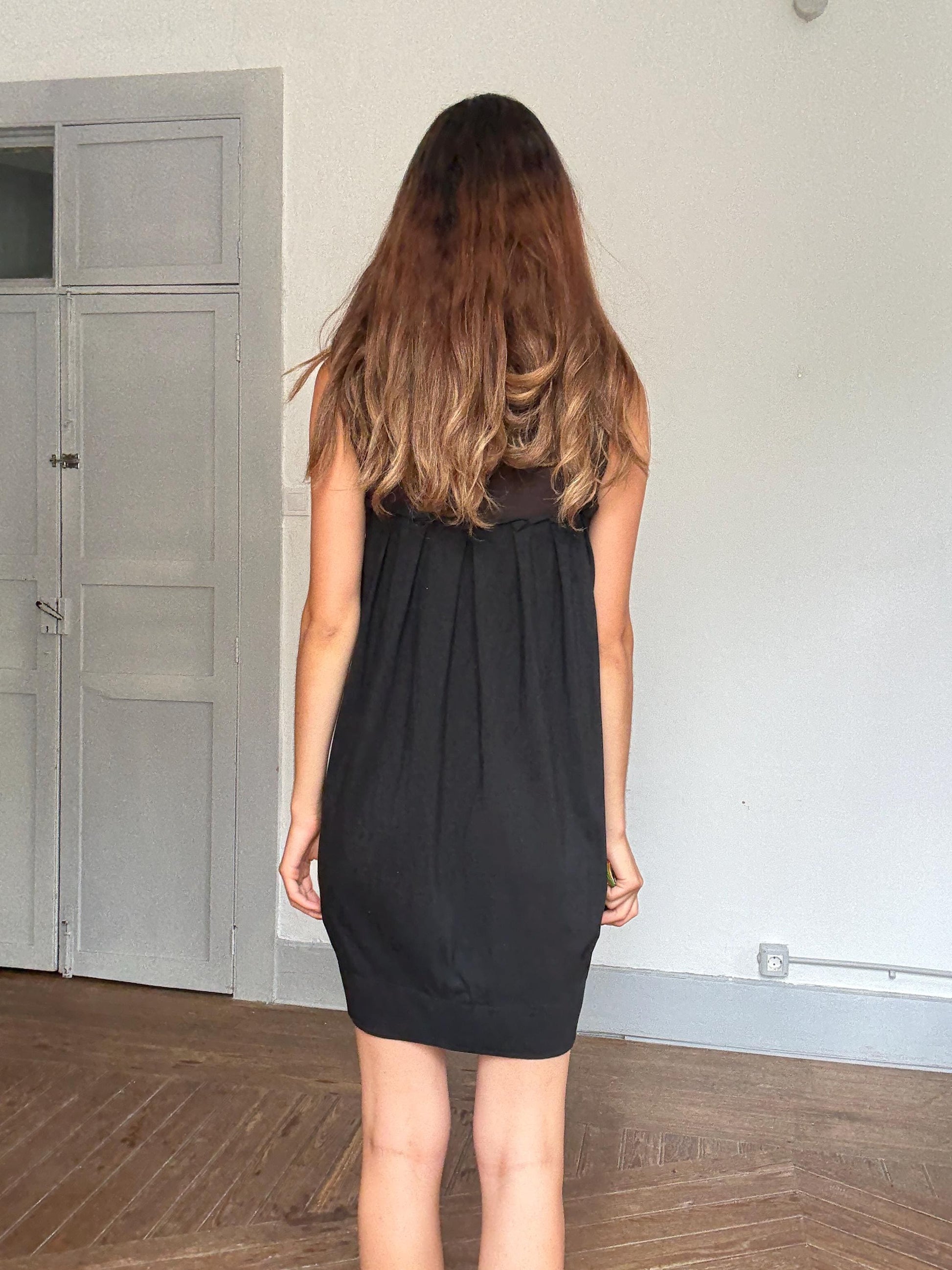 Italian simple black dress, Essential Twinset sleek Milan minimalism meets cool girl luxury outfit , Size S - M