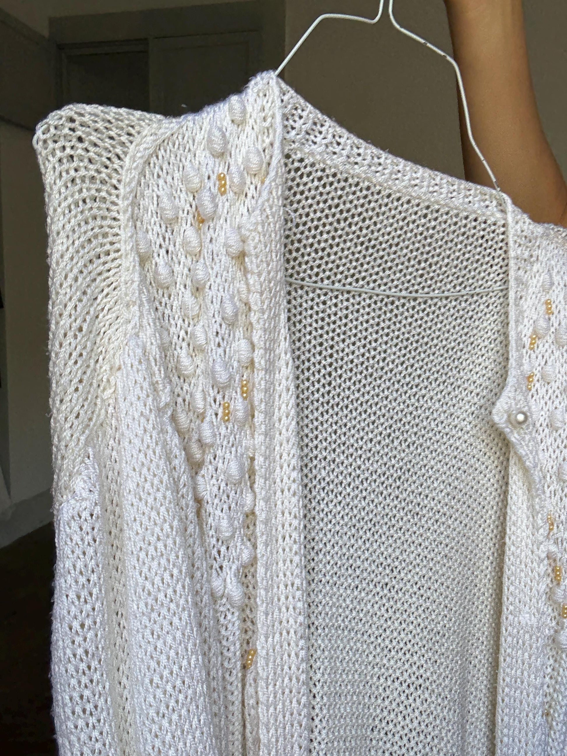 Vintage White Hand-Knitted Cardigan – Cottagecore Pearl Beaded Vest, Popcorn Stitch Knitwear, Pearl Button Closure, Boho Grannycore Layer