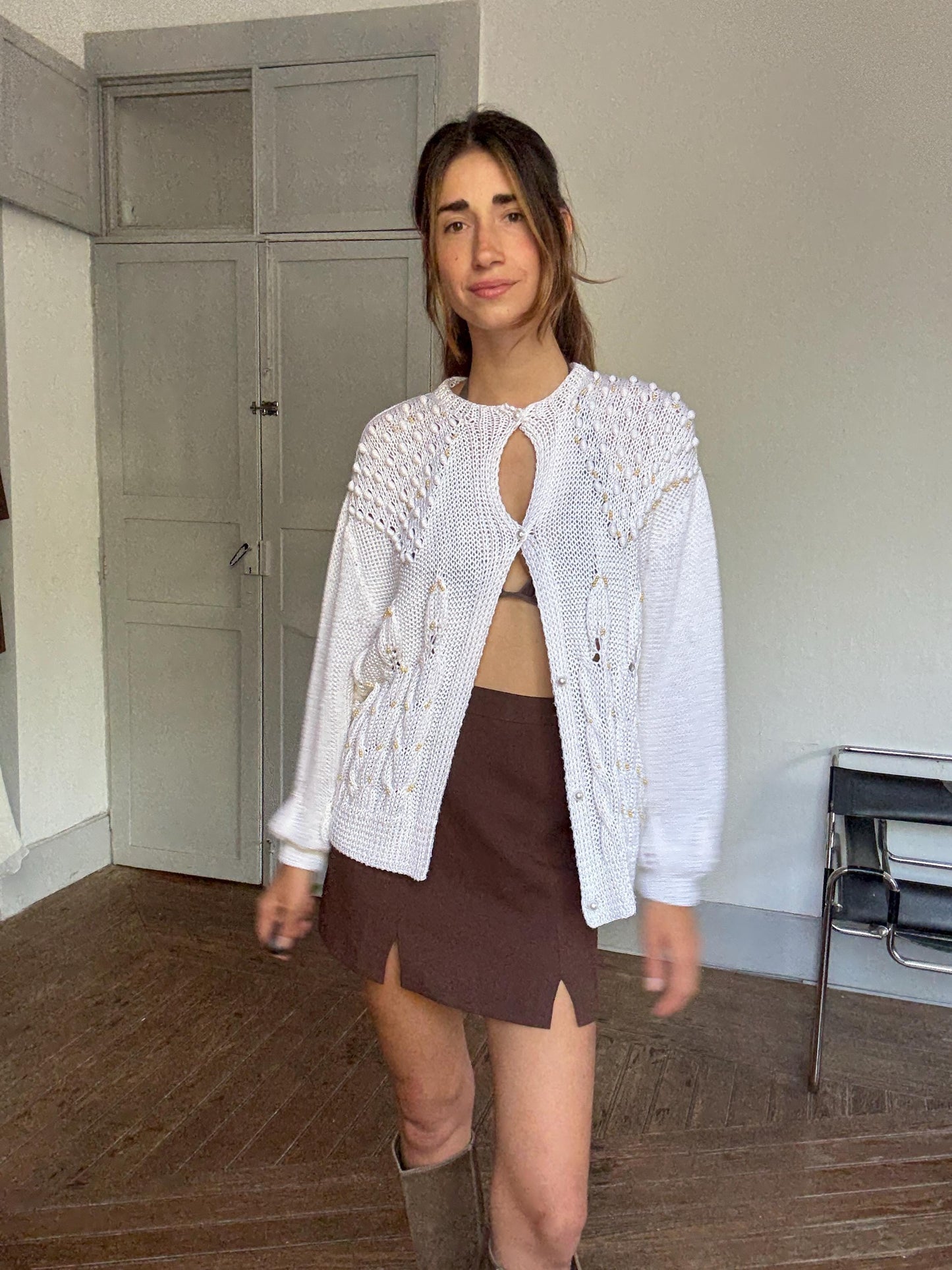 Vintage White Hand-Knitted Cardigan – Cottagecore Pearl Beaded Vest, Popcorn Stitch Knitwear, Pearl Button Closure, Boho Grannycore Layer