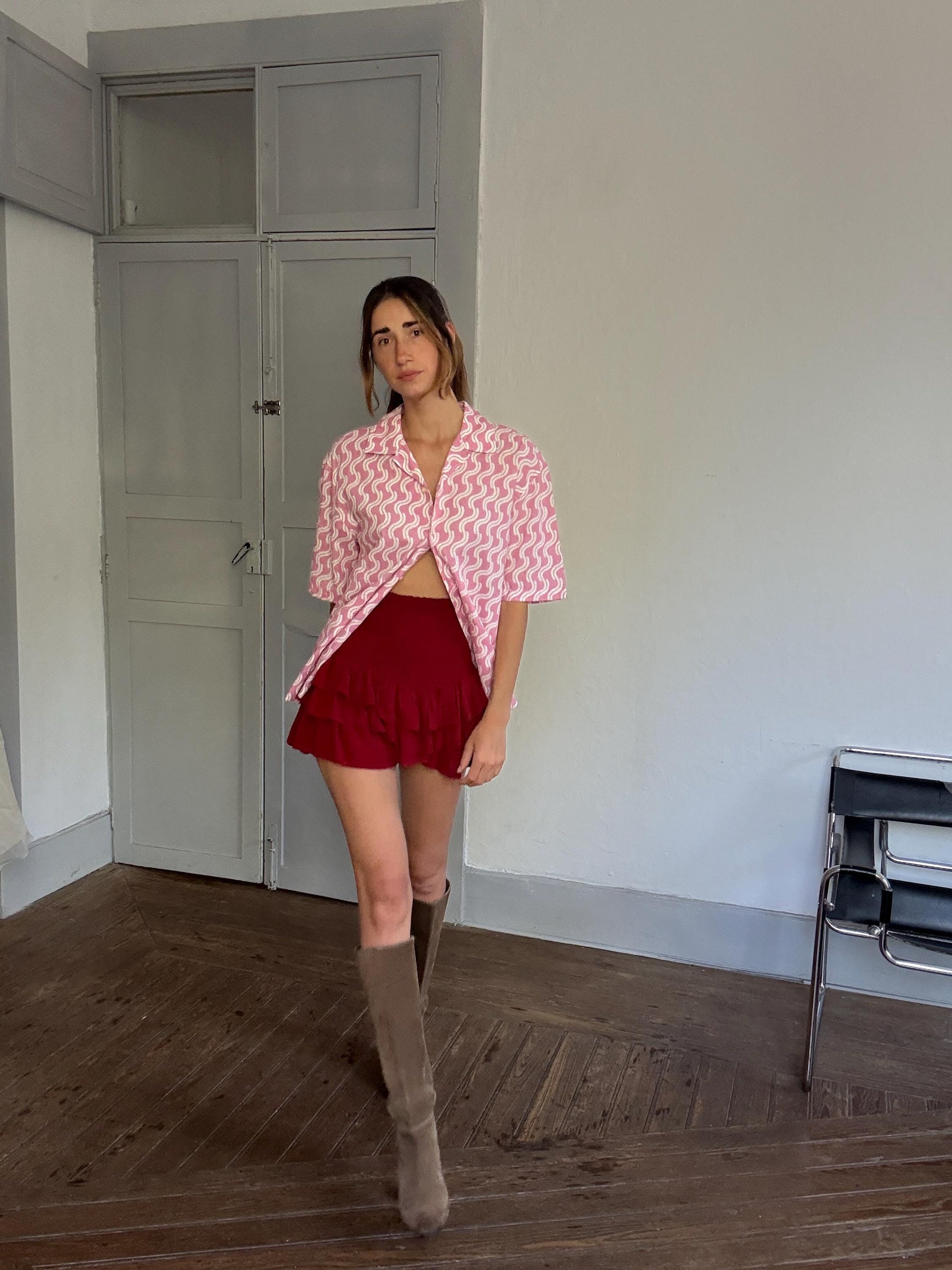 Vintage Groovy Pink Wave Shirt | Secondhand sustainable fashion, Unisex Festival Top | Size M