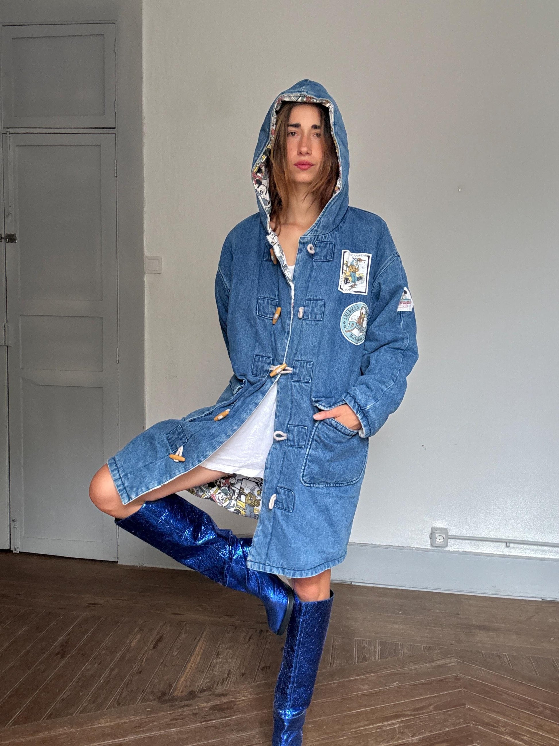 Rare vintage Mickey Mouse duffel coat – heavy cotton denim, cartoon print lining, toggle closure, warm padded Disney outerwear