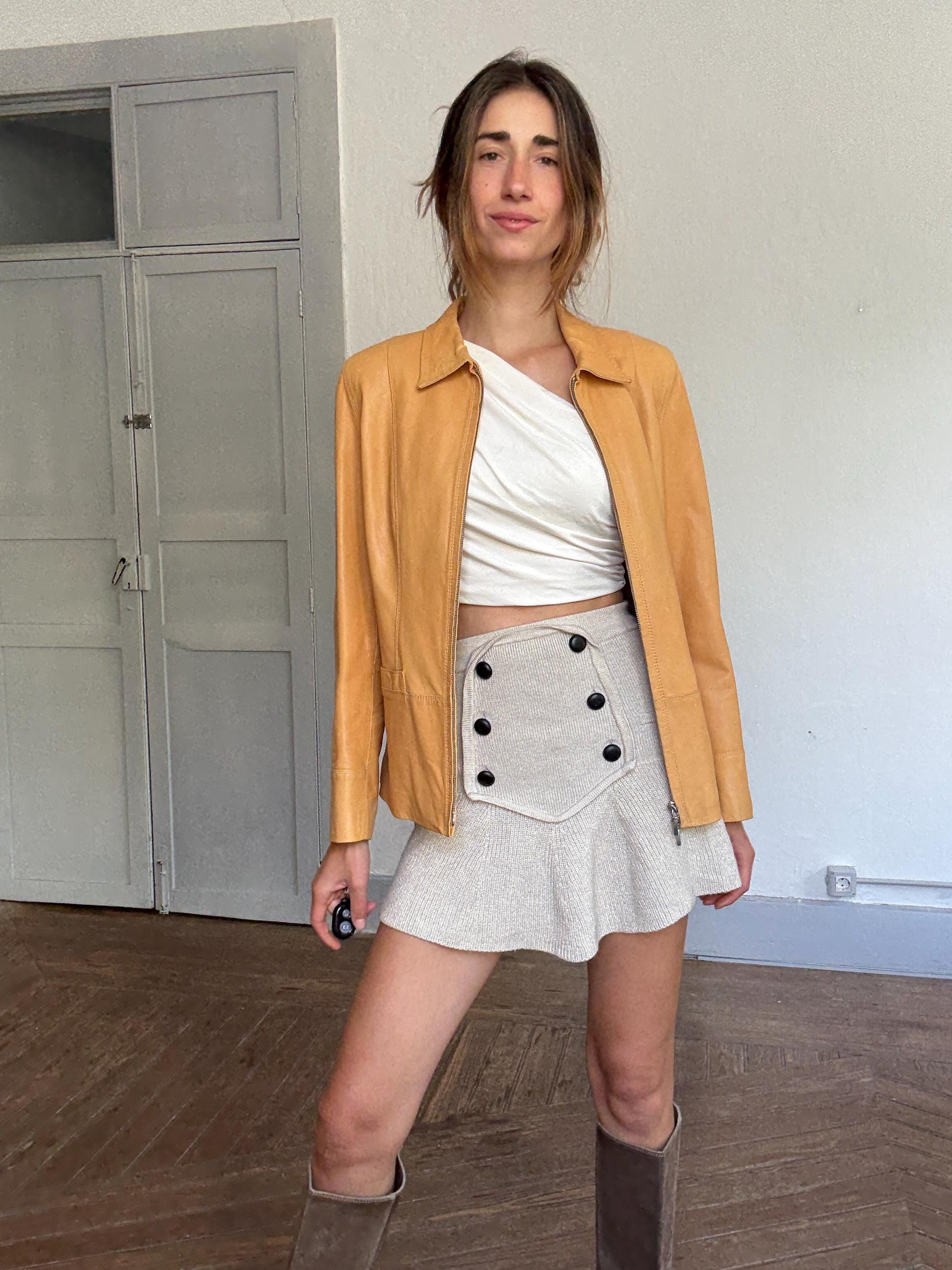 Victor Sanjuan lambskin leather jacket – size 44, YKK double zip, sheepskin, tailored fit, light tan biker style