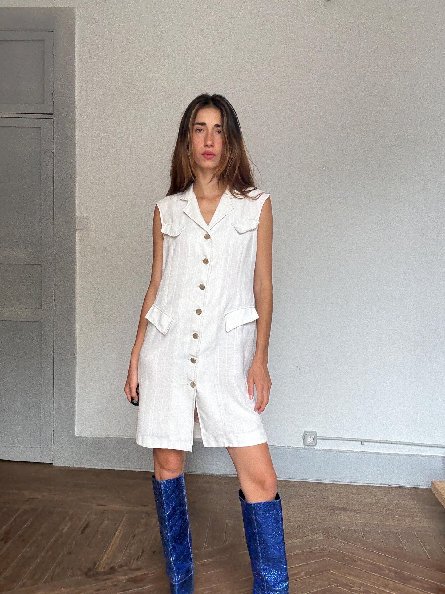 Vintage handmade ivory dress – M/L fit, sleeveless blazer cut, gold buttons, cotton feel, lined, oversized vest dress