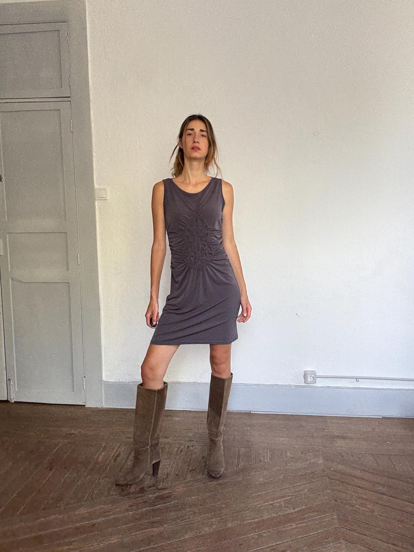 Jeff Gallano stretch ruched bodycon dress – FR 34 / US 2, made in France, vintage luxury, sculpting fit, dark taupe