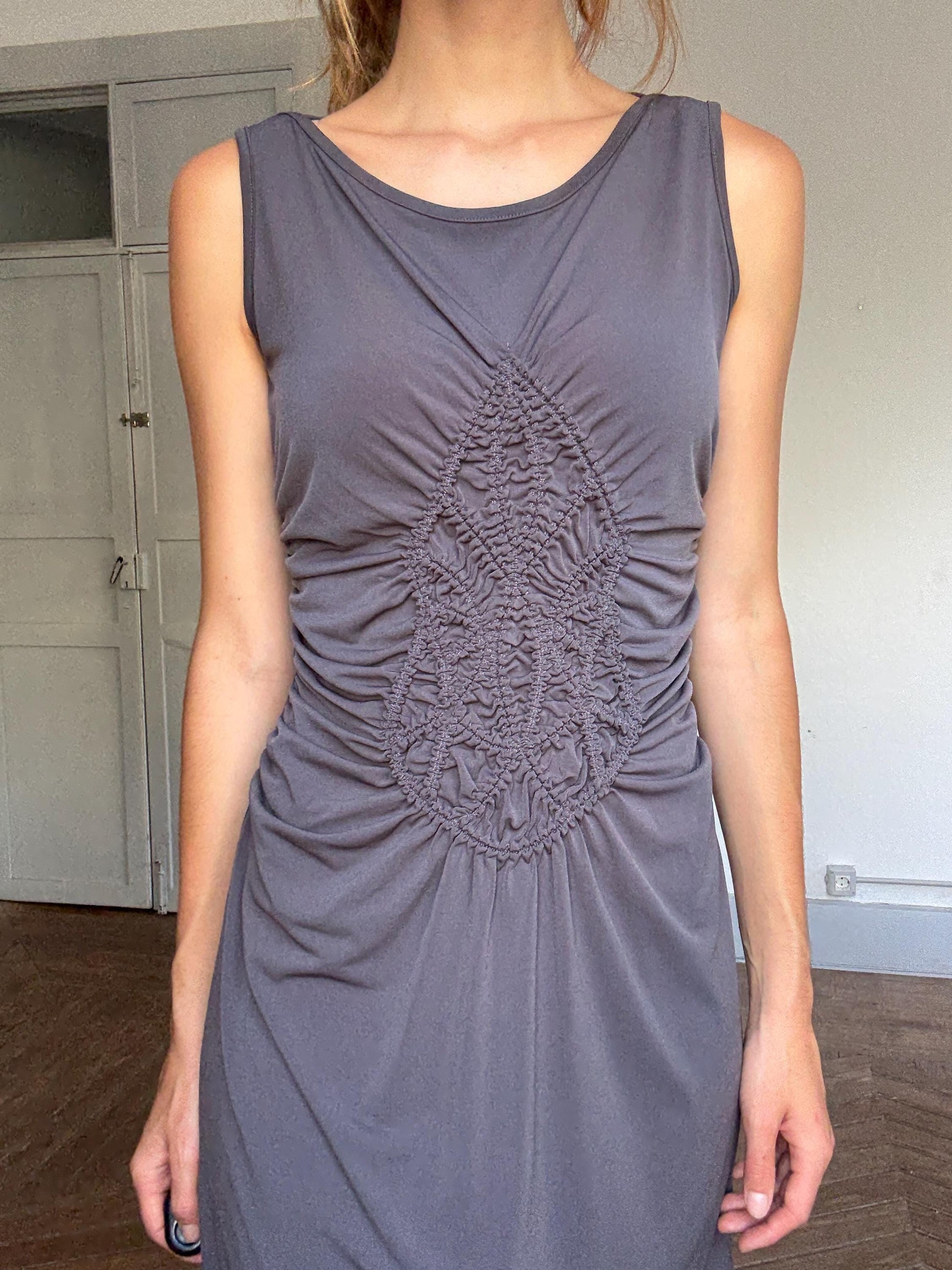 Jeff Gallano stretch ruched bodycon dress – FR 34 / US 2, made in France, vintage luxury, sculpting fit, dark taupe