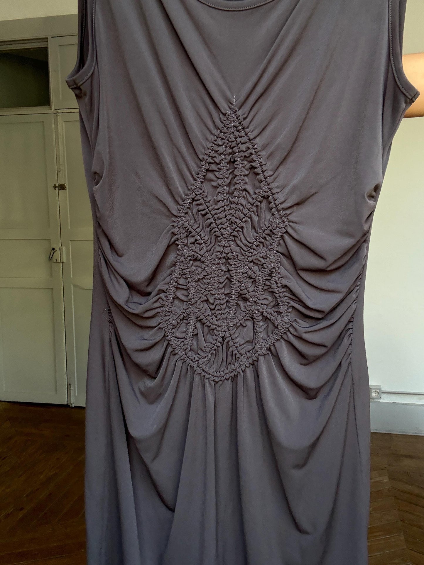 Jeff Gallano stretch ruched bodycon dress – FR 34 / US 2, made in France, vintage luxury, sculpting fit, dark taupe