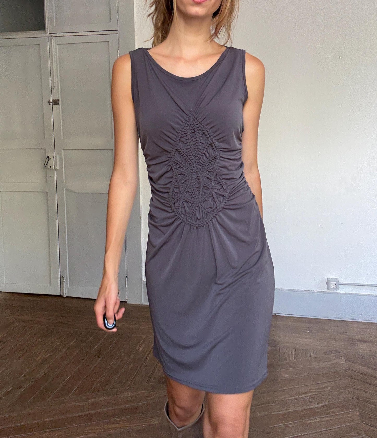 Jeff Gallano stretch ruched bodycon dress – FR 34 / US 2, made in France, vintage luxury, sculpting fit, dark taupe