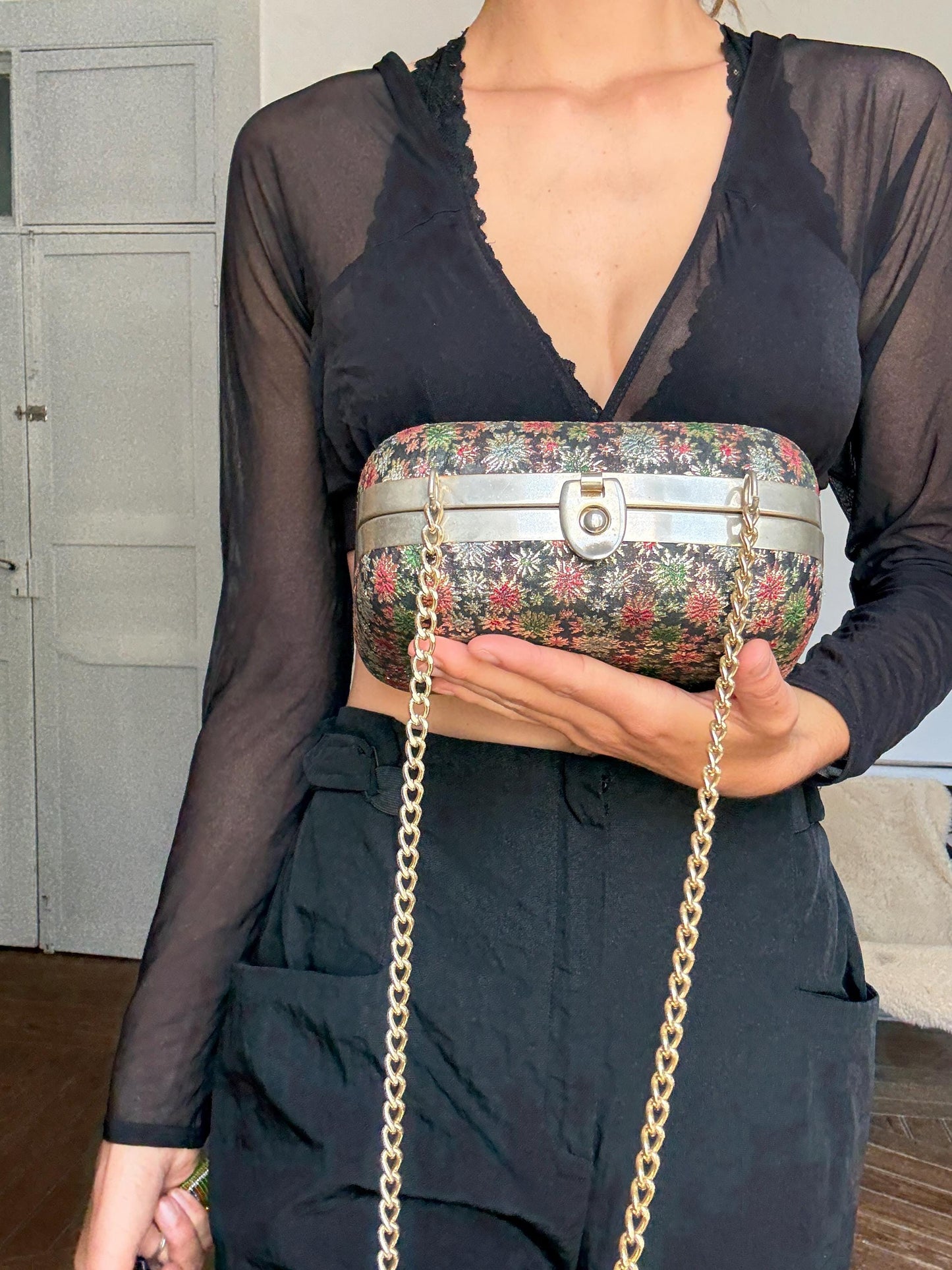 Vintage Metallic Floral Box Purse with Chain Strap – Y2K Tapestry Handbag with Retro Vibes