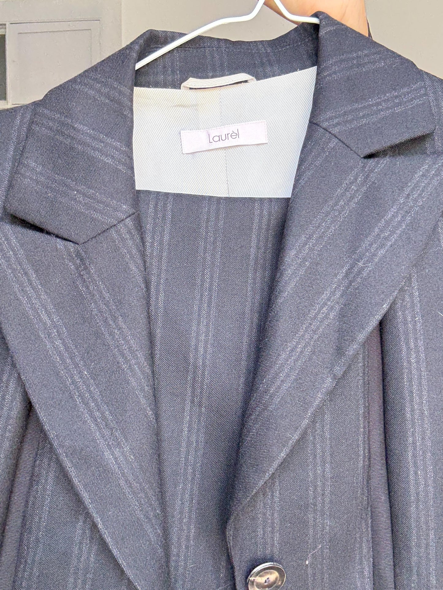 Luxury Vintage Laurél Wool Power Suit – 90s Boss Babe Blazer + Pants Set 100% Wool Designer Two Piece, Designer office outfit