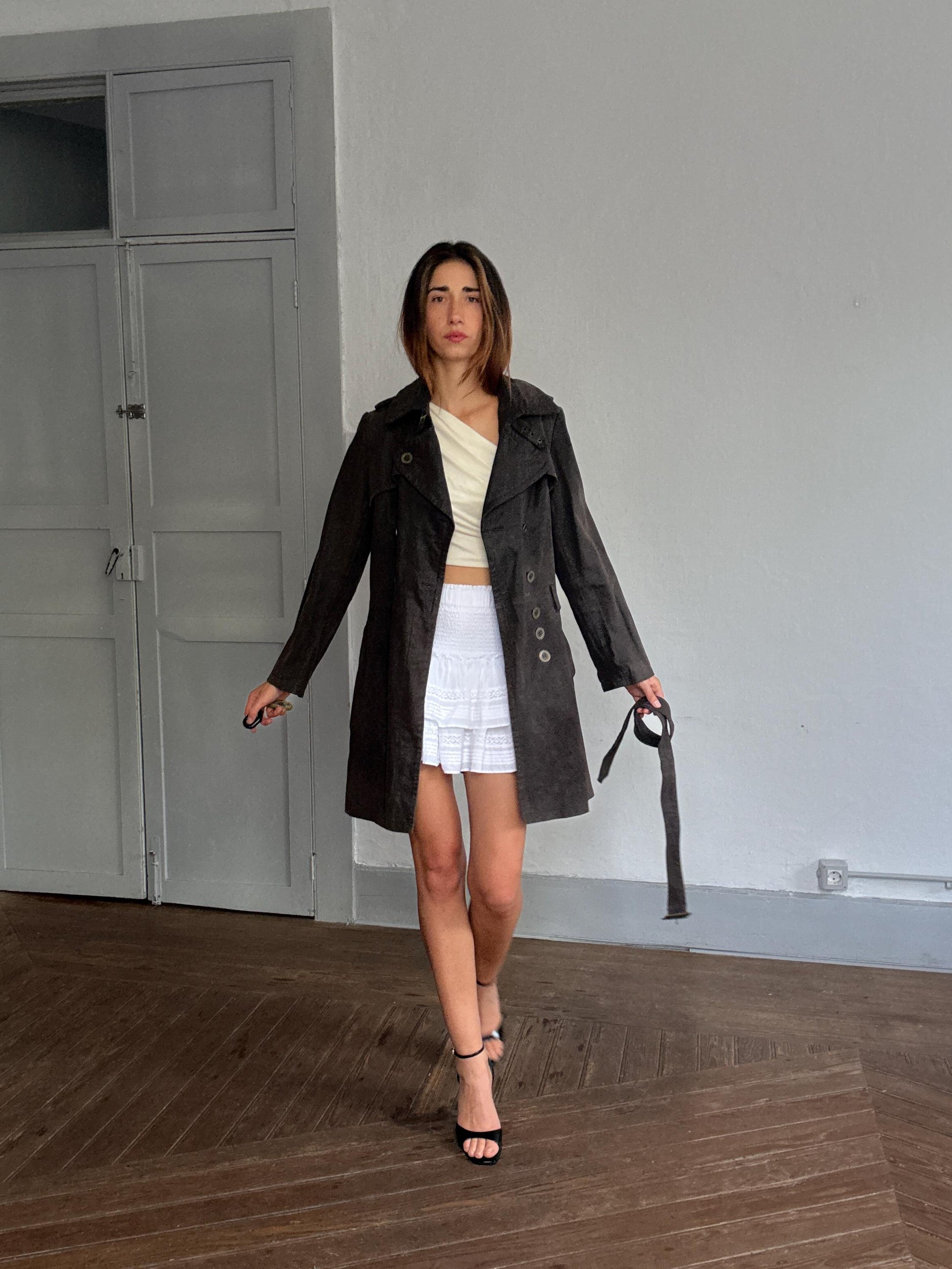 Vintage brown leather trench coat – belted real leather wrap coat D42 fits M, Matrix-inspired, Y2K dark academia femme fatale style