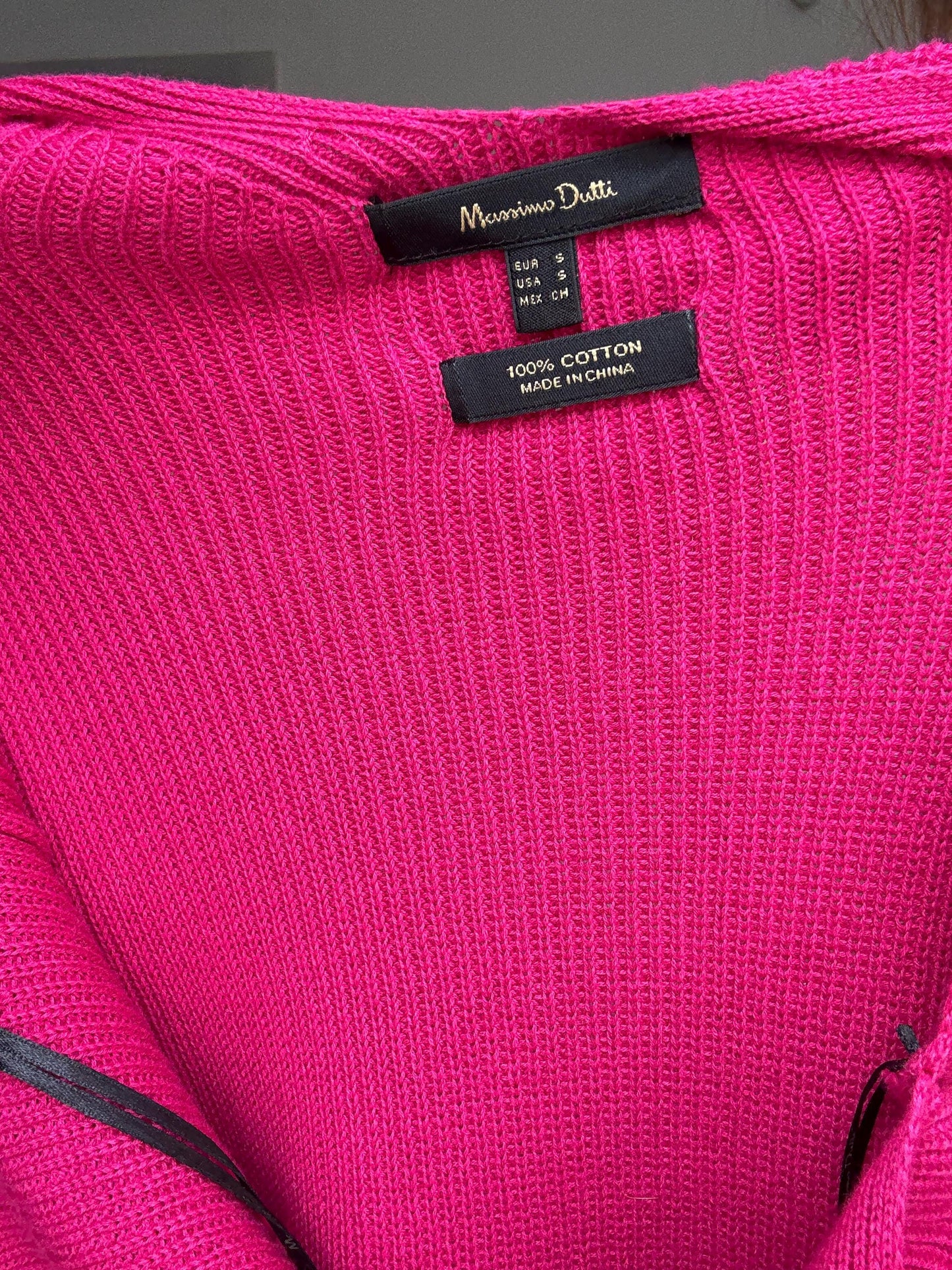 Massimo Dutti pink knit dress | 100% cotton summer slip dress | elegant v-neck | minimalist 90s fit | bright pop color | size M-L