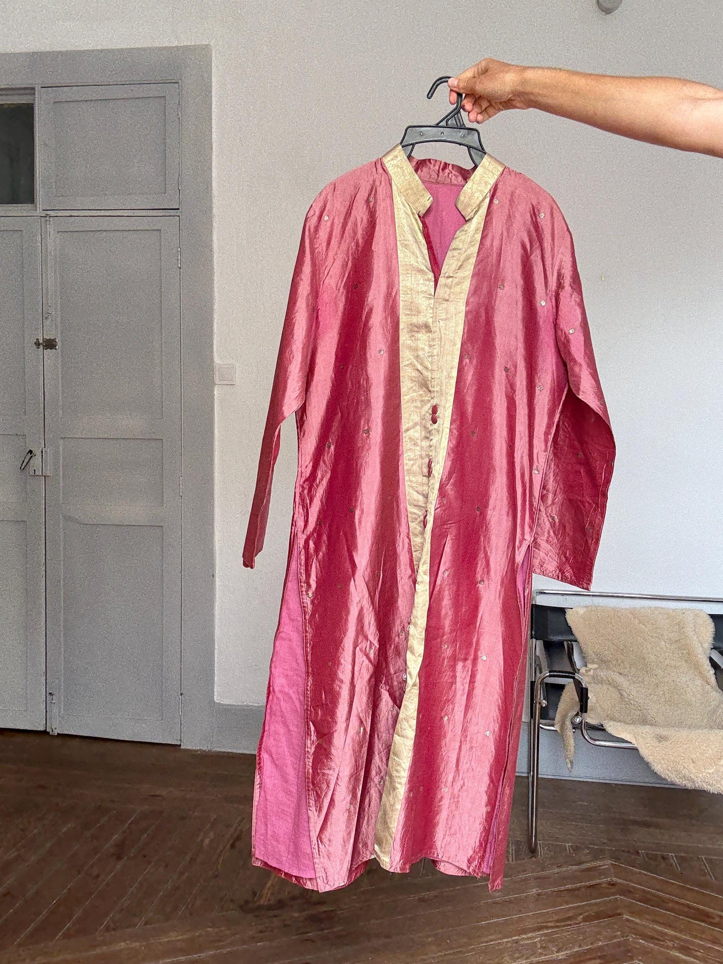 Vintage Indian pure silk dusty pink & gold dress – breathable lined kurta tunic, elegant boho luxury, one of a kind