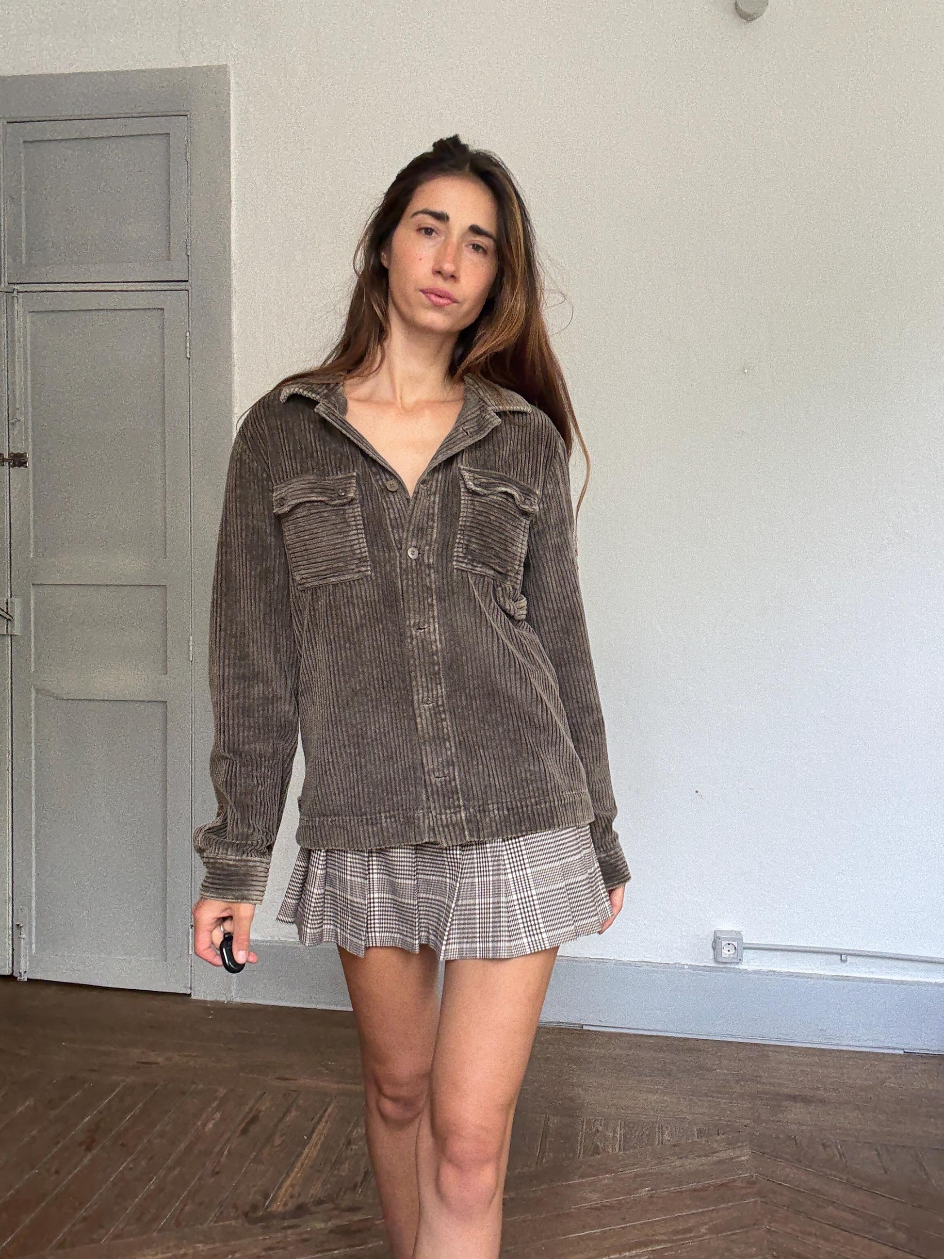 Vintage Diesel corduroy jacket in taupe brown – utility-style shirt jacket, Y2K moto vibes, 100% cotton, fits like relaxed M/L