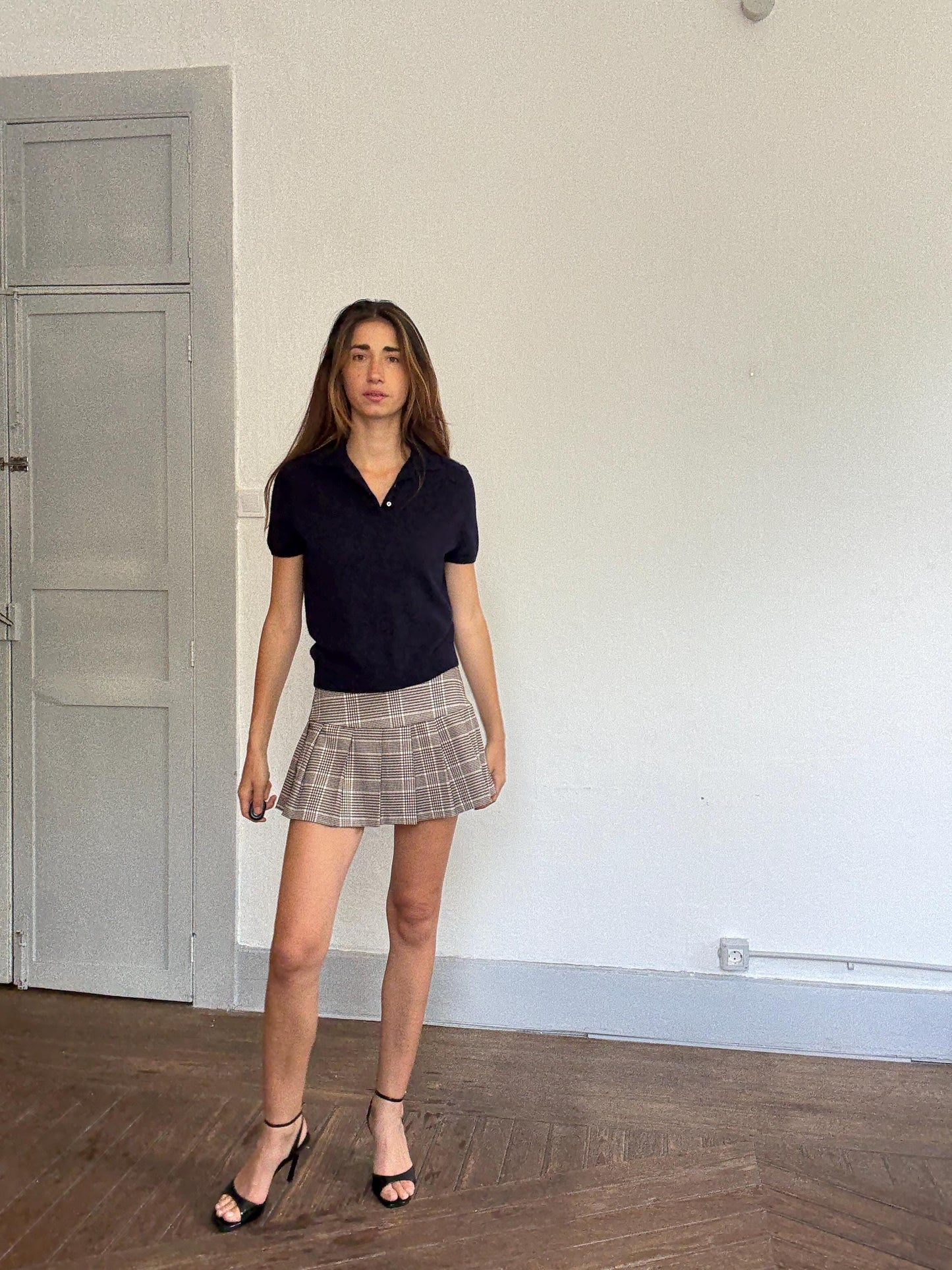 Shrunken navy wool polo shirt – preppy academia fit, soft knit, fitted vintage tee style