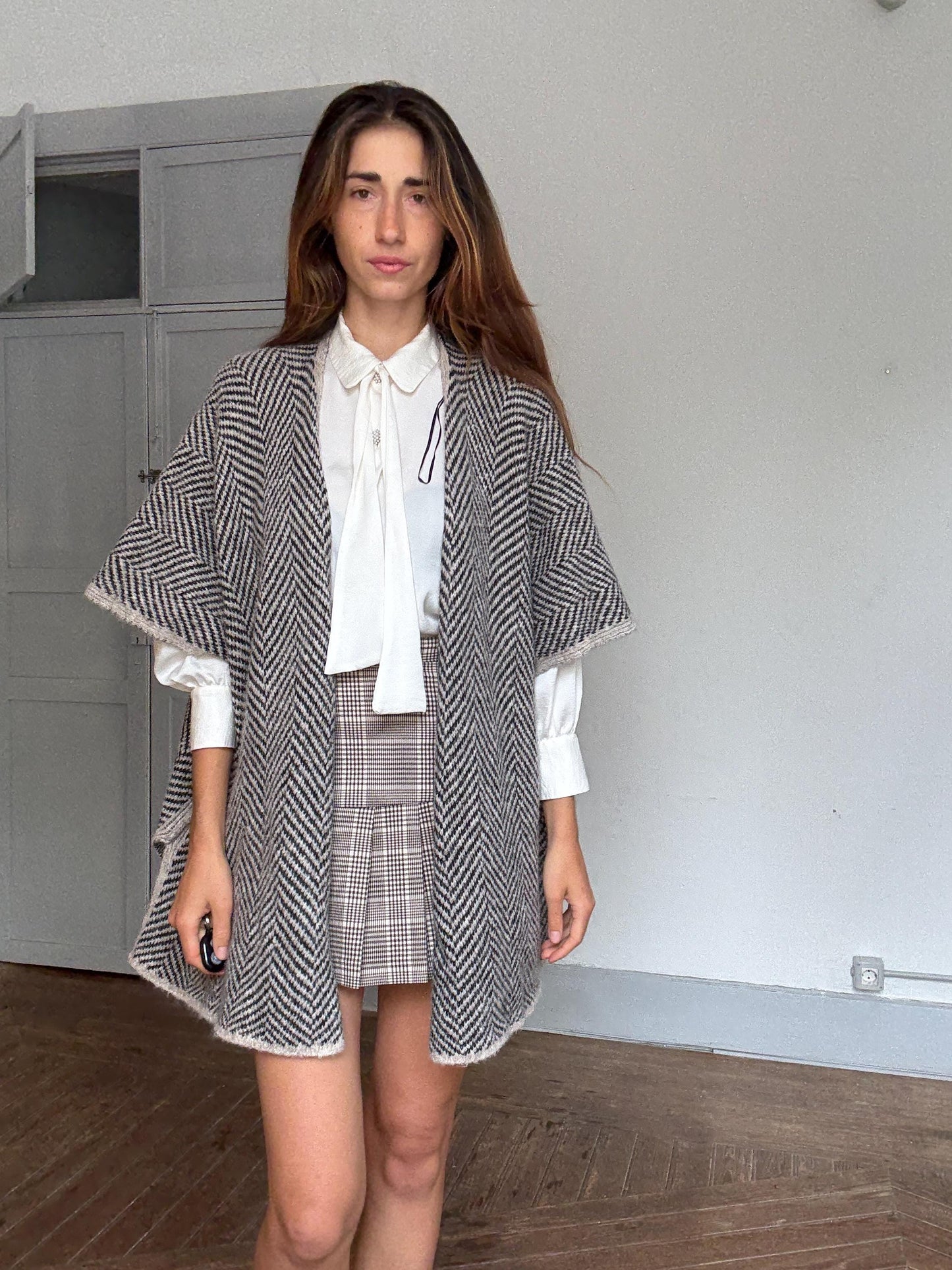 Massimo Dutti herringbone alpaca wool poncho – made in Italy – cozy layering piece - preppy outfit, all season fit, light academic