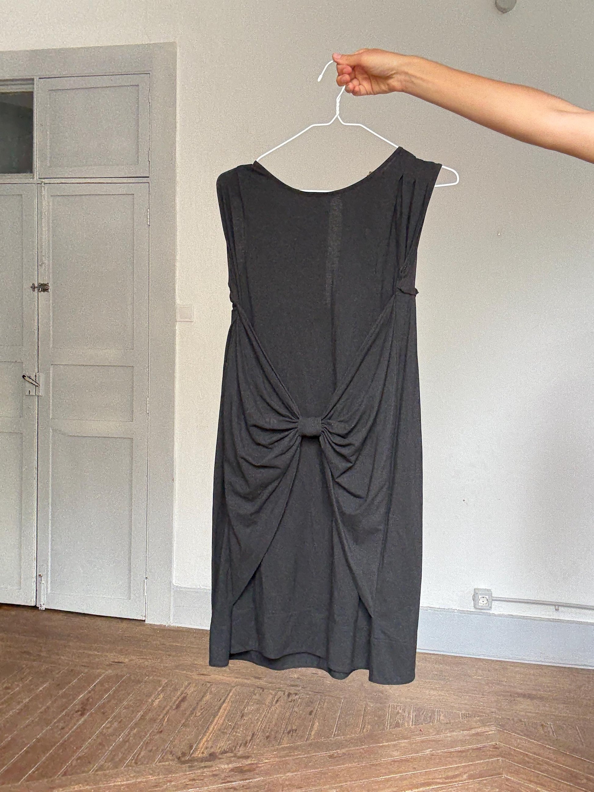 Italian simple black dress, Essential Twinset sleek Milan minimalism meets cool girl luxury outfit , Size S - M