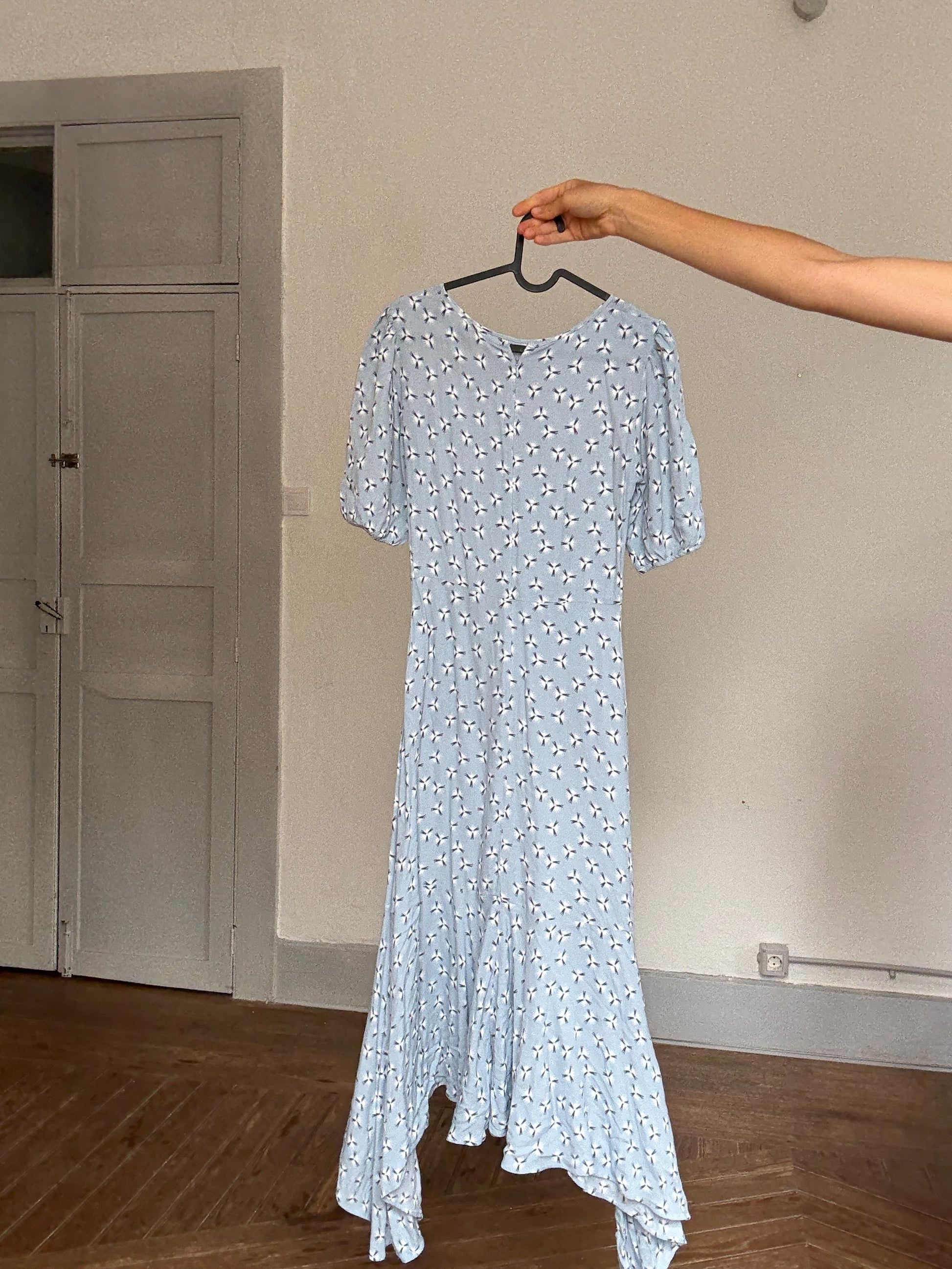 And Other Stories blue midi dress – puff sleeves, flared hem, abstract floral print, flattering waist, soft crepe, EUR 34, cottagecore chic