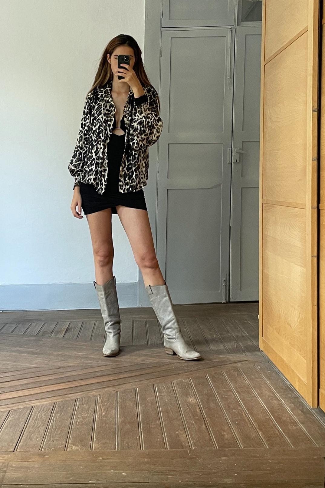 Vintage Leopard Print Sheer Blouse w/ Metallic Shimmer – Y2K Glam, Made in Italy