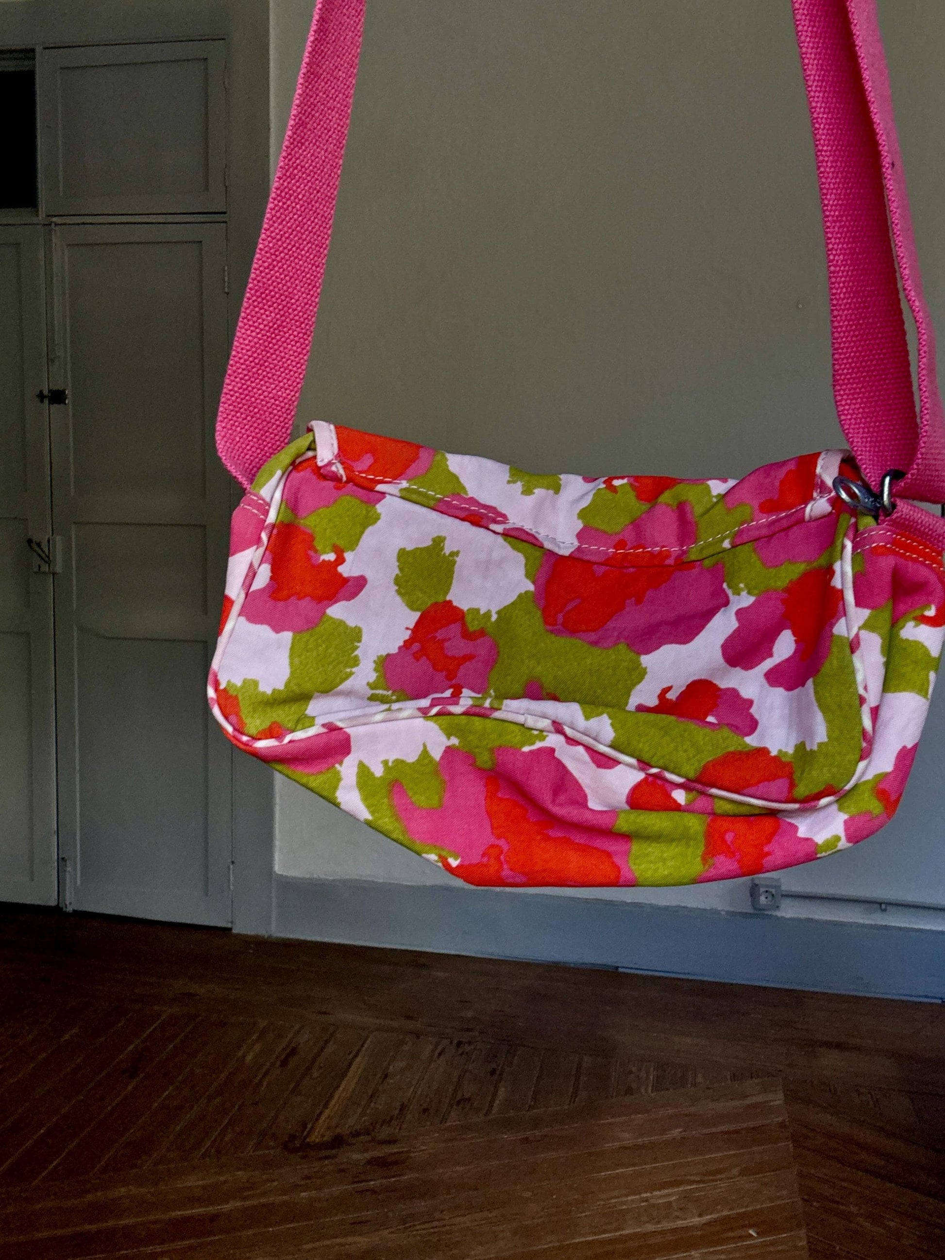 Kipling Pink Floral Shoulder Bag | Y2K Style Nylon Crossbody | Bold Patterned Secondhand Bag | No Monkey Charm