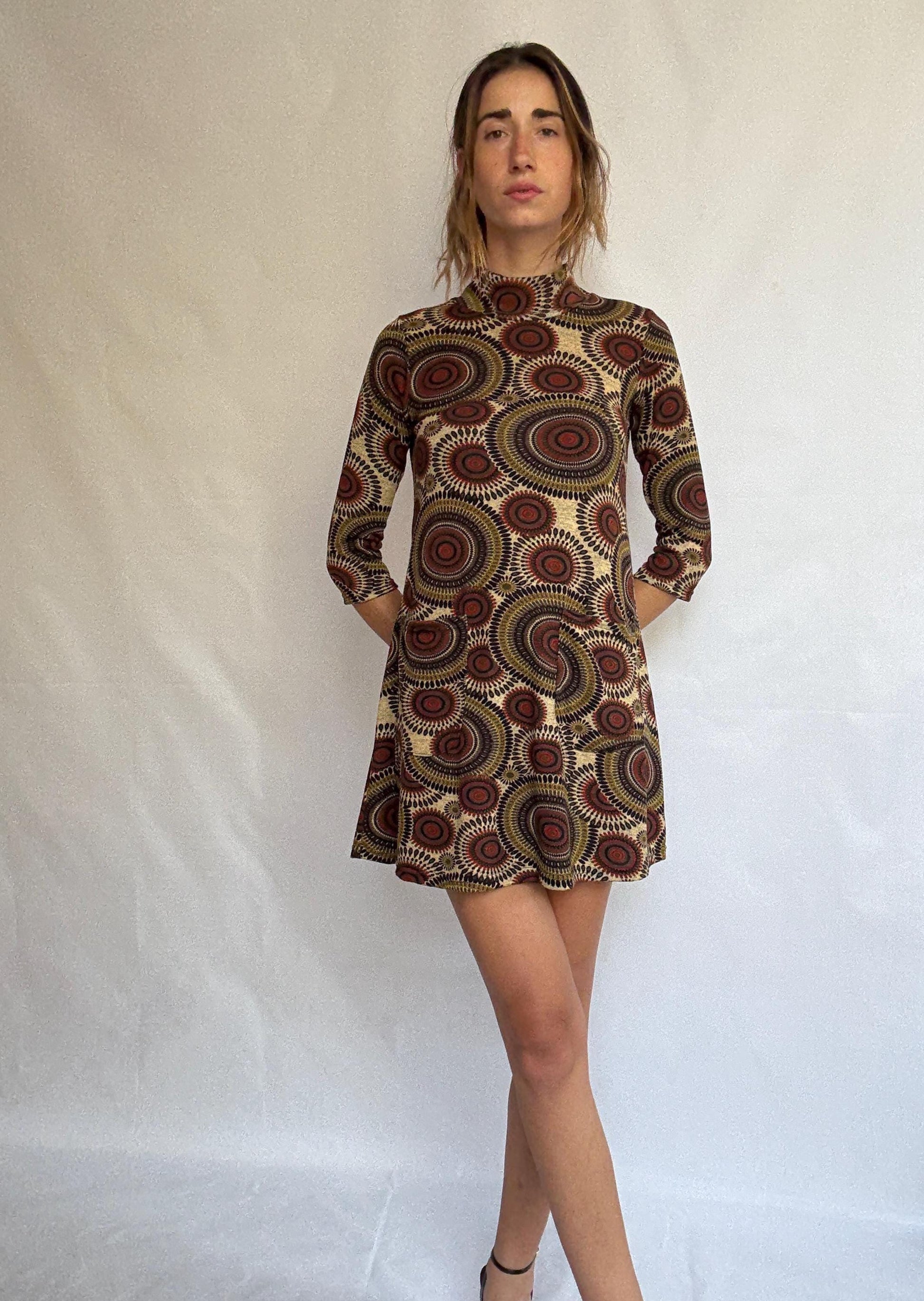 Vintage Groovy Retro Mini Dress – NATURA – Psychedelic Mod Print