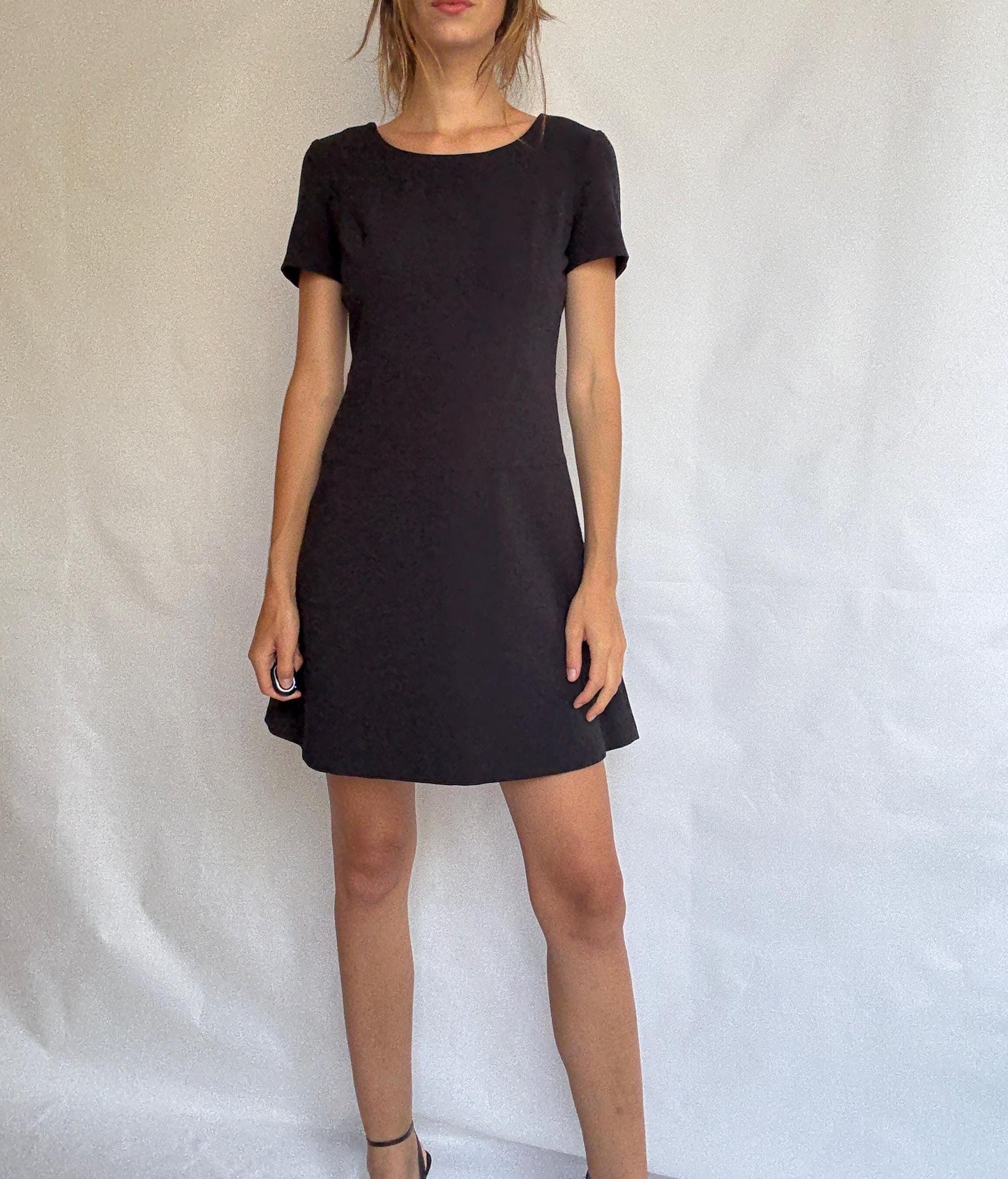 Sisley Minimalist Black Mini Dress – Soft Stretchy Fit – Size M