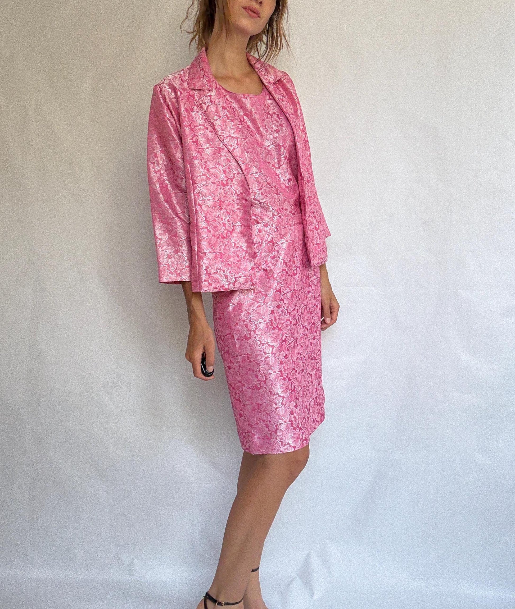 Vintage Pink Brocade Set – Handmade Spanish Skirt Top Jacket Suit – Barbie core office outfit, Size M-L