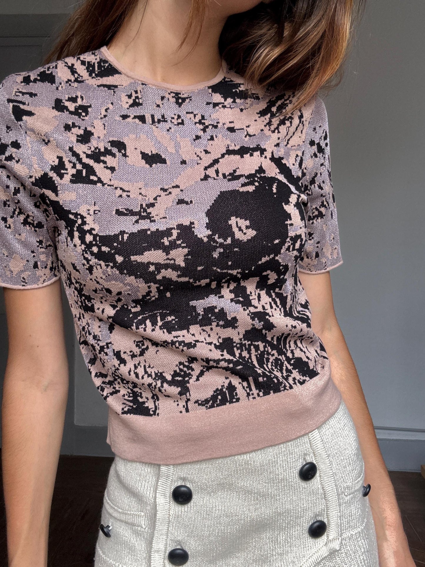 COS abstract print stretch knit top – dusty rose and black palette, soft interior, fitted silhouette, contemporary style