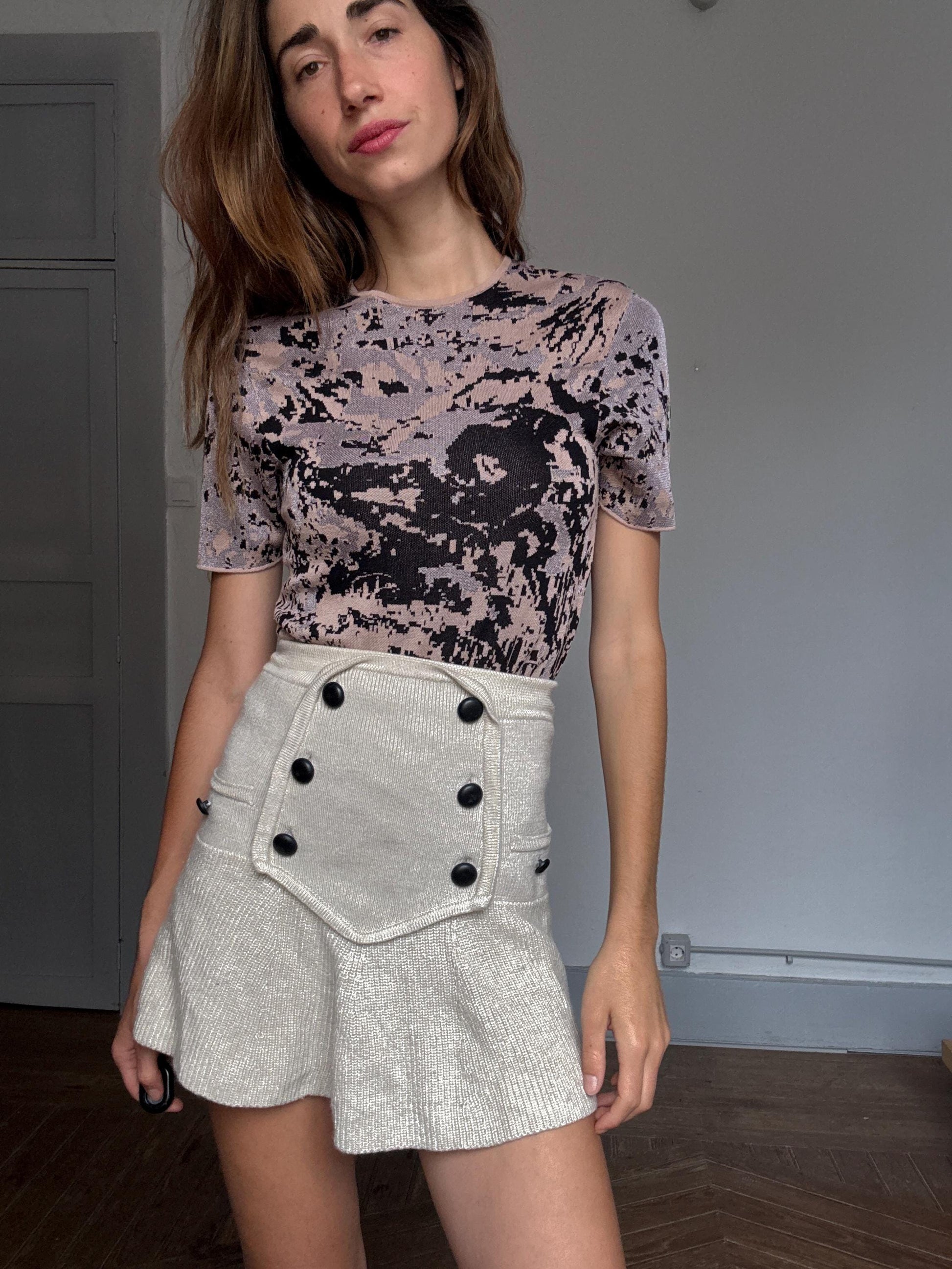 COS abstract print stretch knit top – dusty rose and black palette, soft interior, fitted silhouette, contemporary style