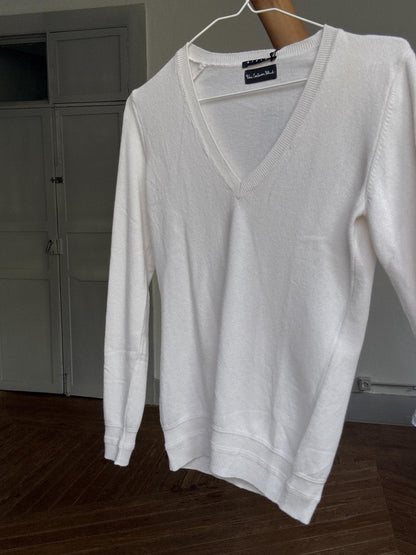 White Cashmere Blend V-Neck Sweater — additional view 10