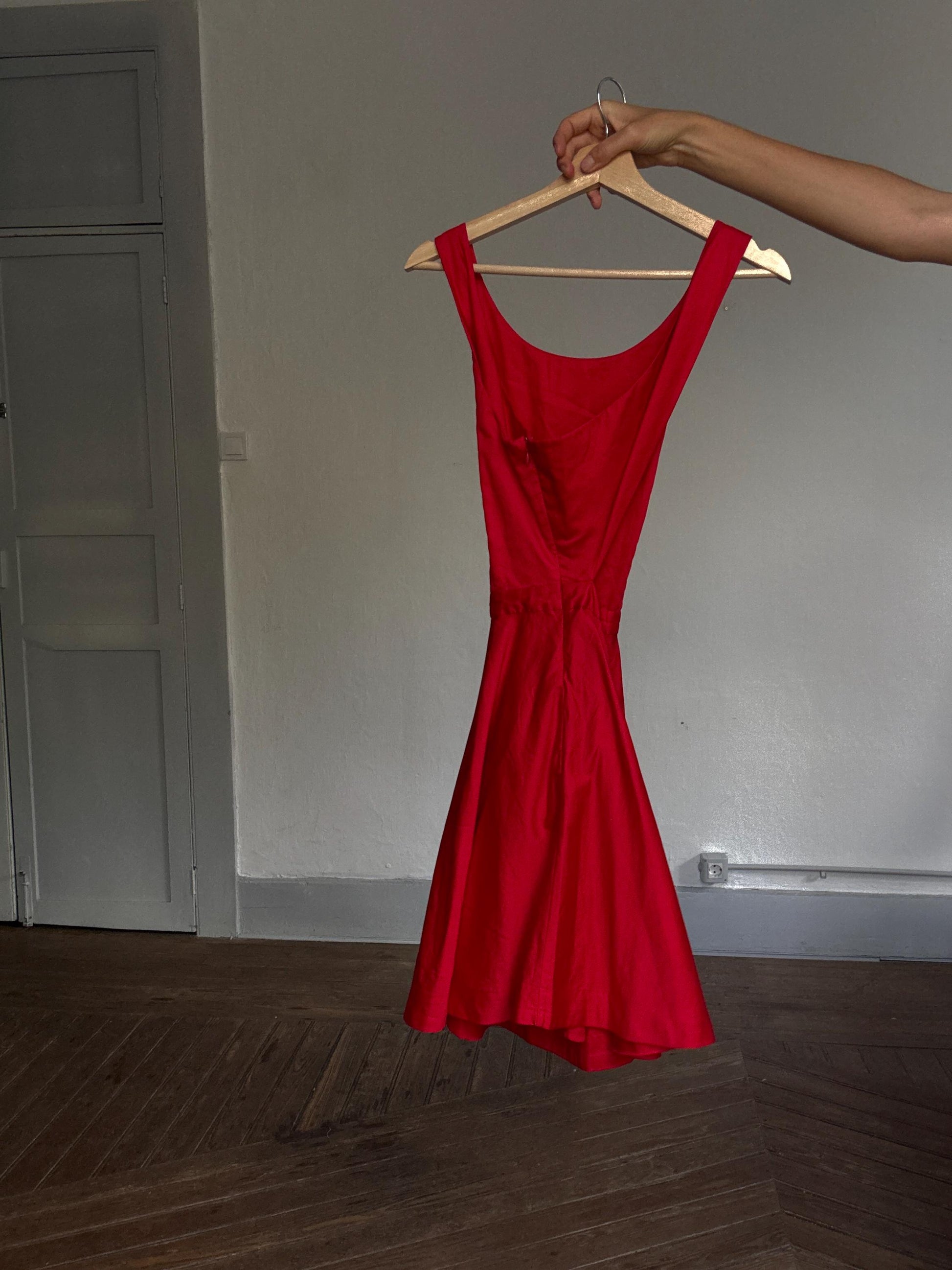 Polo Ralph Lauren red fit & flare dress – US 16, criss-cross back, sleeveless, 100% cotton, bold open-back mini