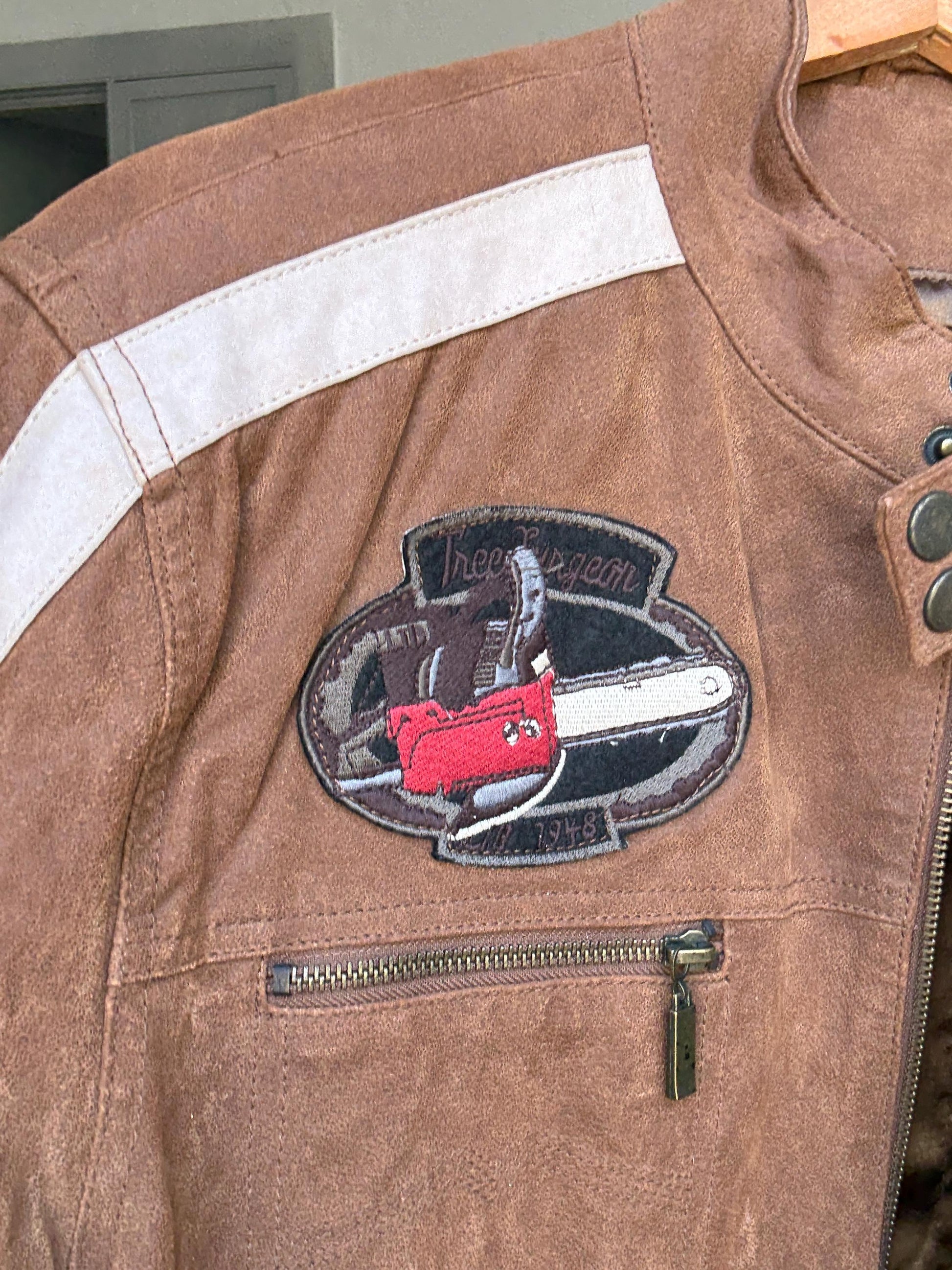 Vintage brown racing leather jacket – size 50, real pigskin, moto patches, 4 outer pockets, retro unisex streetwear
