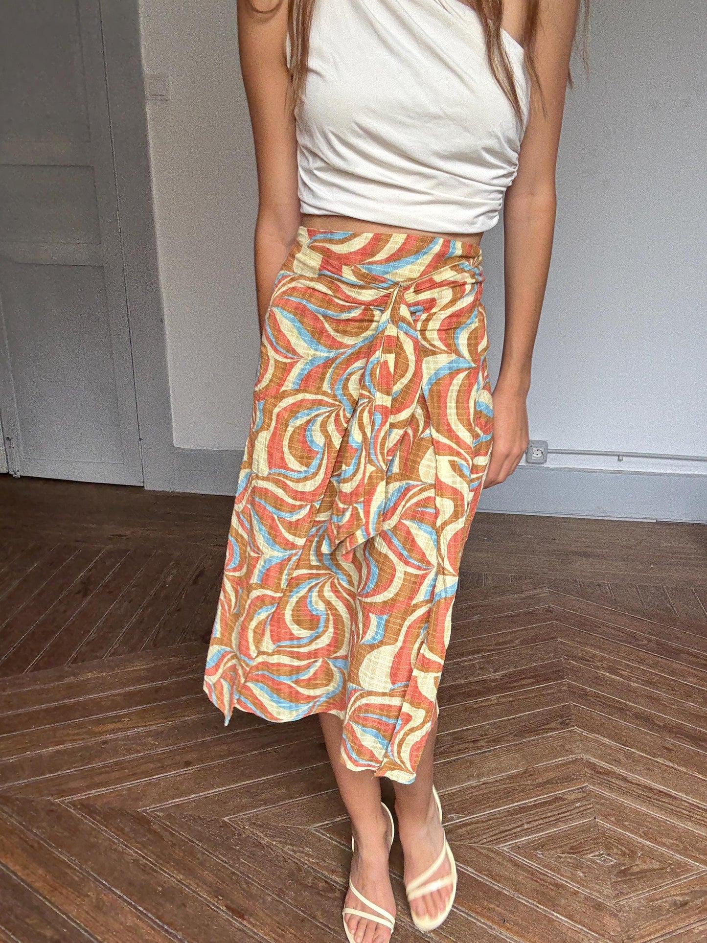 Natura vintage swirl print midi skirt – size M, 100% cotton, Y2K aesthetic, back zipper, front tie detail