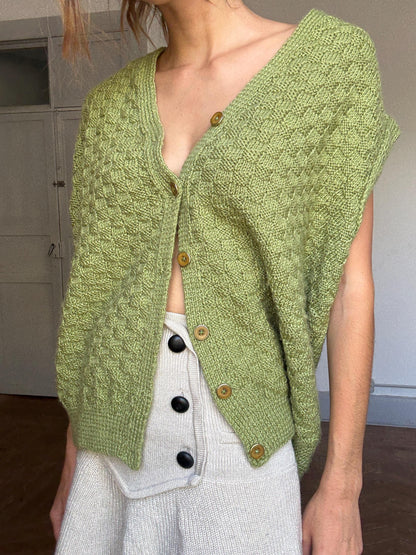 Chunky Knit Green Vest — detail