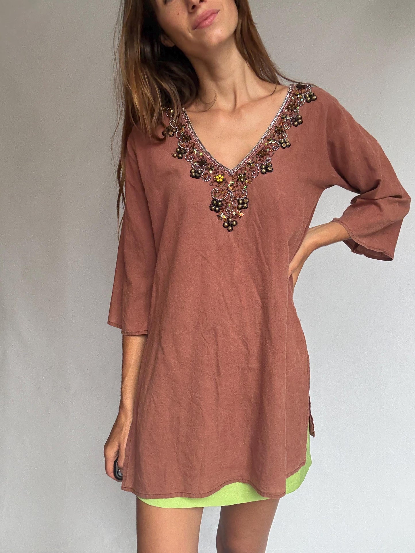 Beaded embellished cotton tunic by Hugo Samuel – rust brown boho v-neck top – 100% cotton – labeled L – detailed neckline
