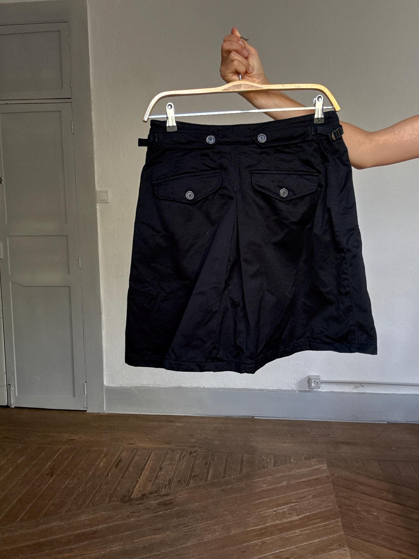 Mario Grifoni Black A-Line Cotton Skirt — fabric close-up