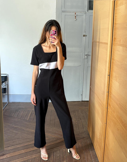 Vintage Black and White Jumpsuit – Size M/L – Preppy Parisian-Inspired One Piece