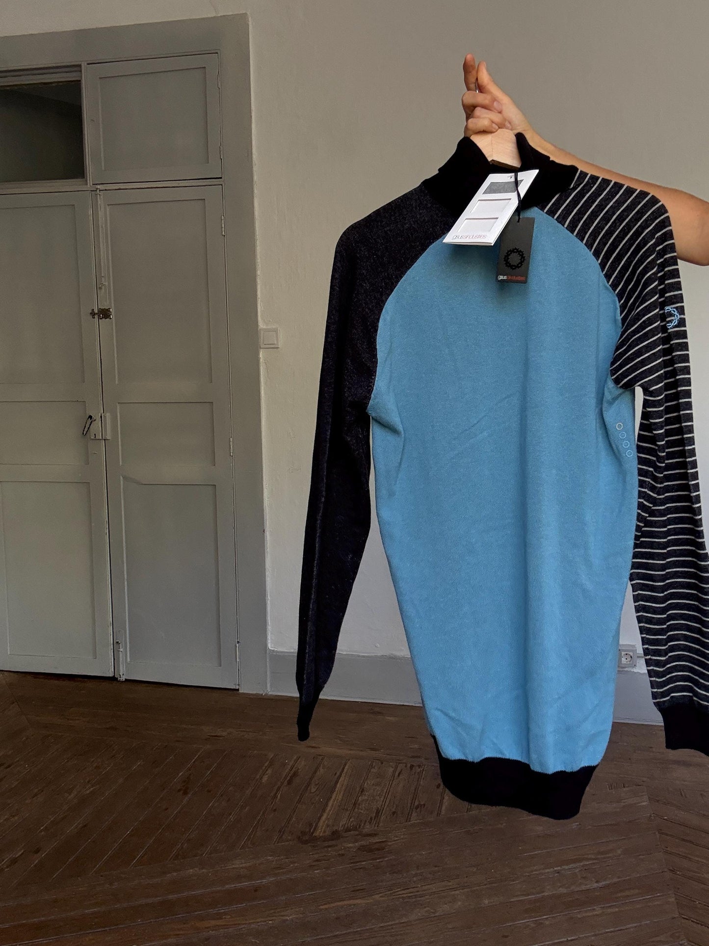 Y2K GSUS Industries Colorblock Jumper – Deadstock with Tags – Size M/L