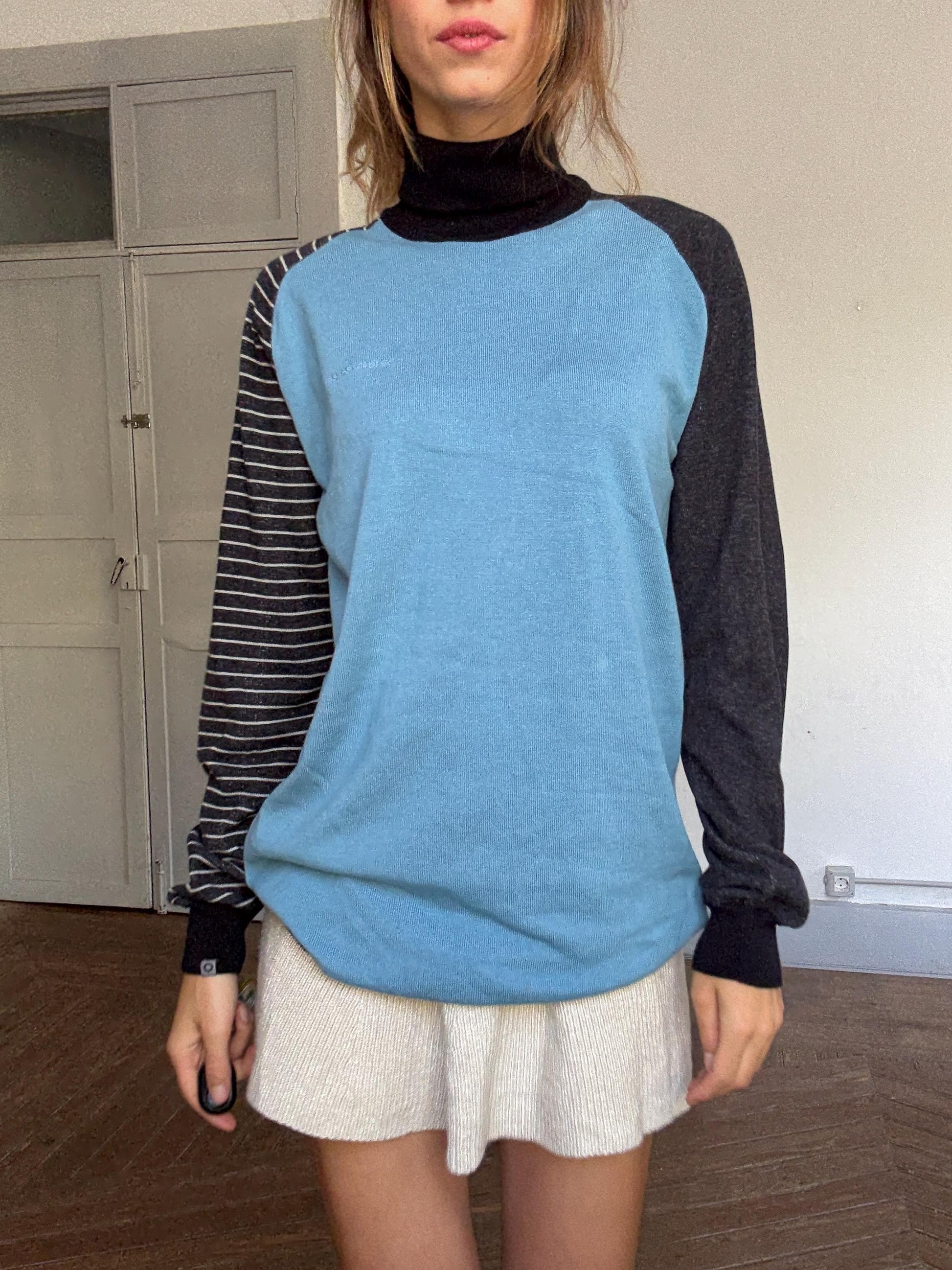 Y2K Colorblock Jumper - Deadstock — detail